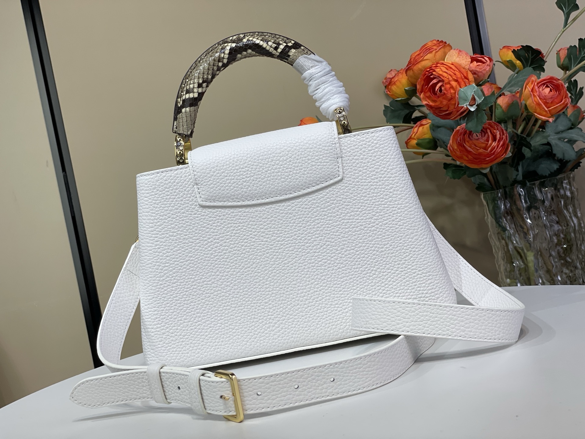 Basic Bag White M-l-s