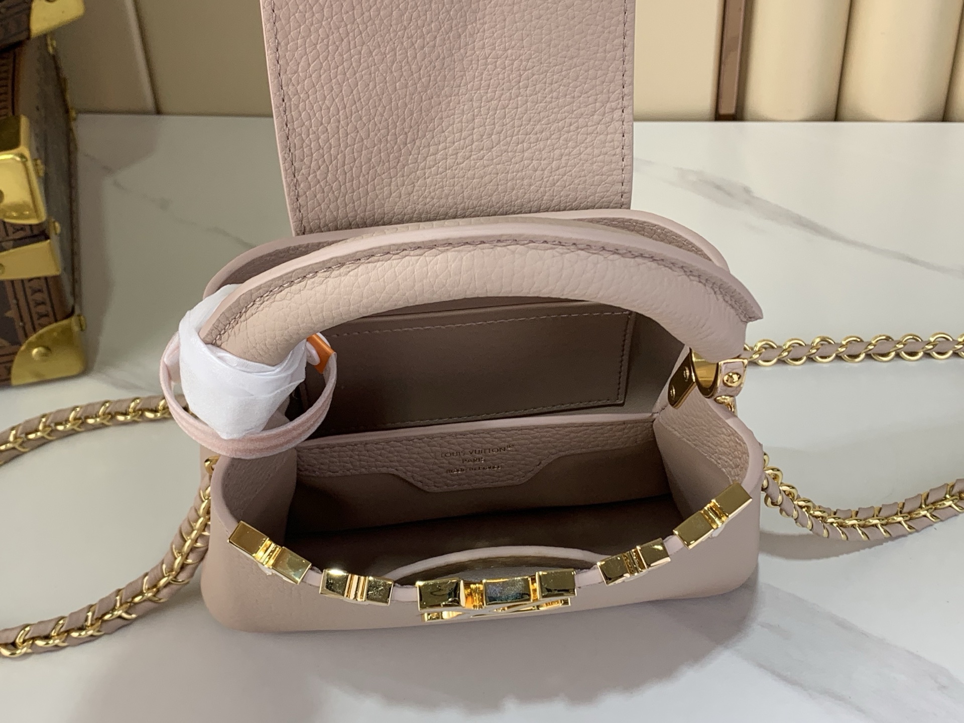 Louis Vuitton Basic Bag Cow Leather Gray M-l-s