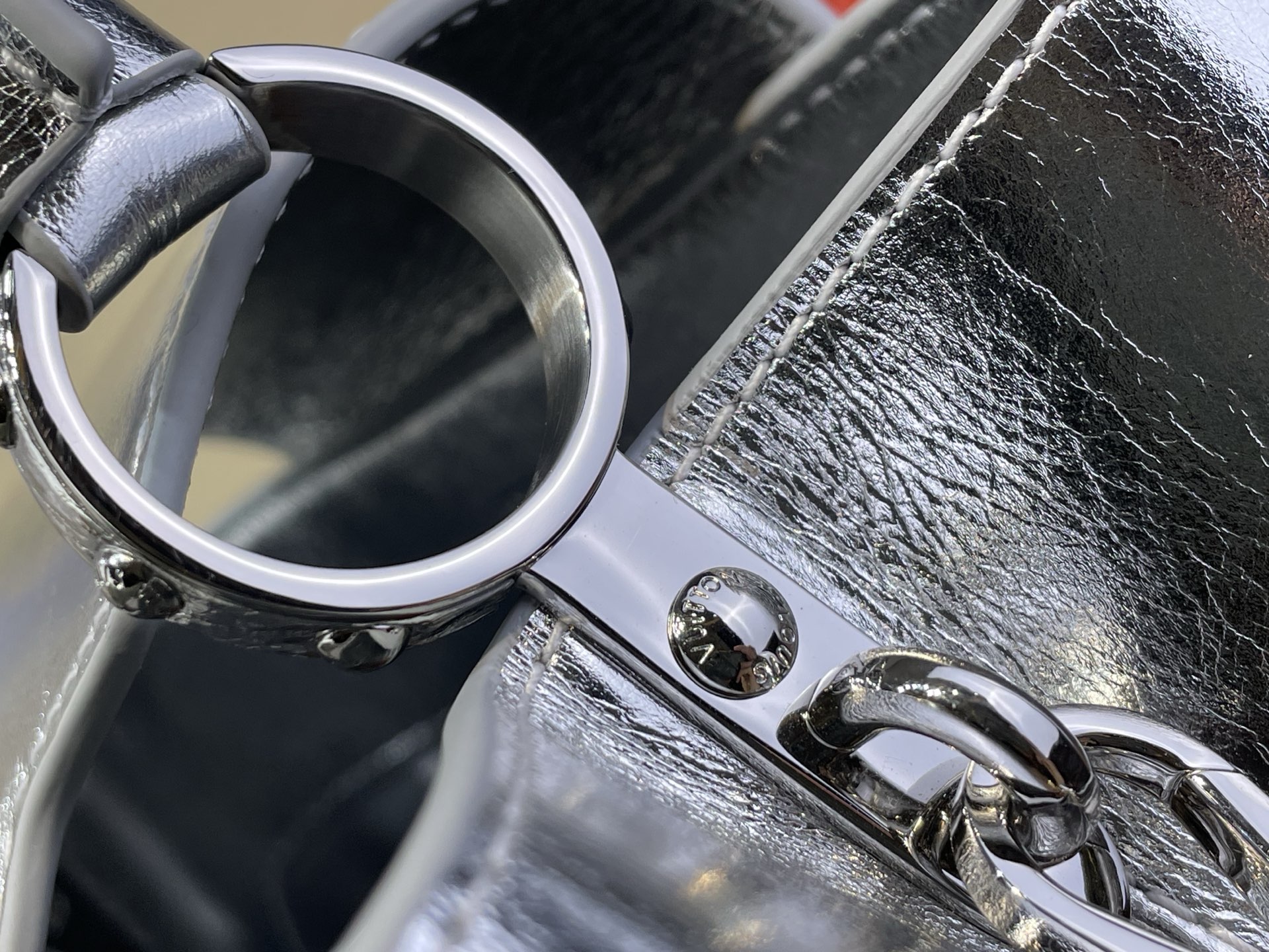 Louis Vuitton Basic Bag Silver M-l-s