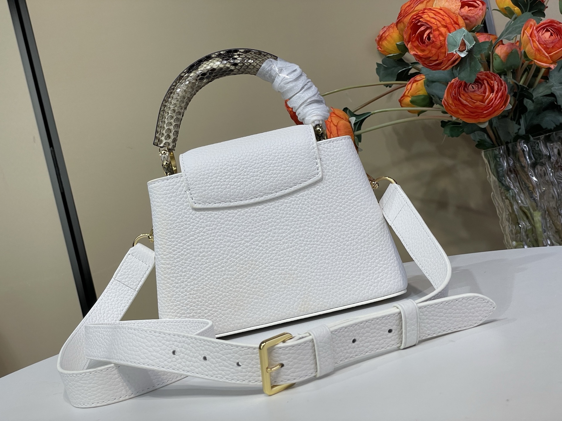 Basic Bag White M-l-s