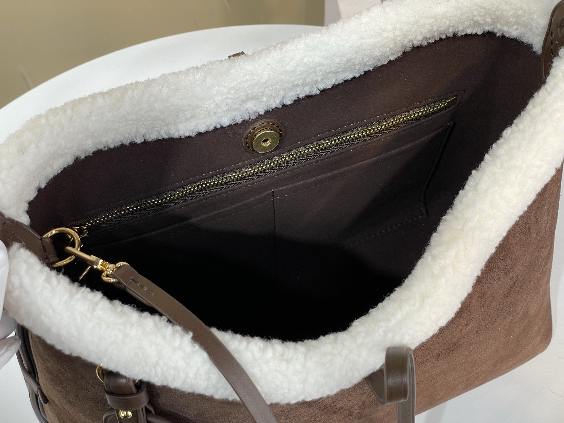 Basic Bag Cow Leather M-l-s