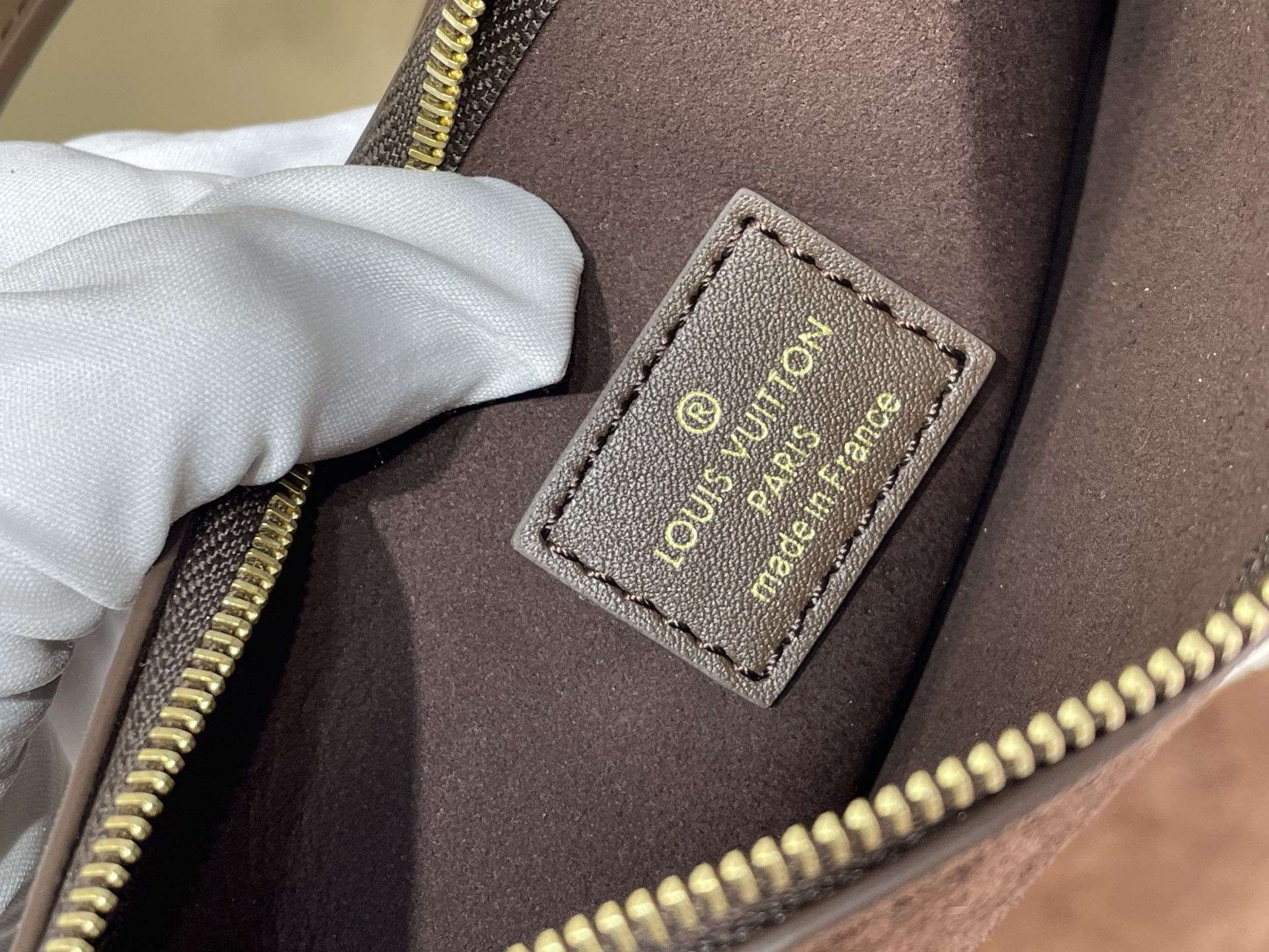 Basic Bag Cow Leather M-l-s