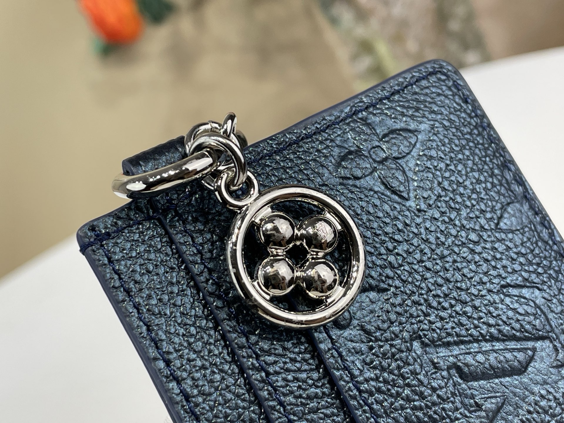 Basic Bag Cow Leather Blue M-l-s