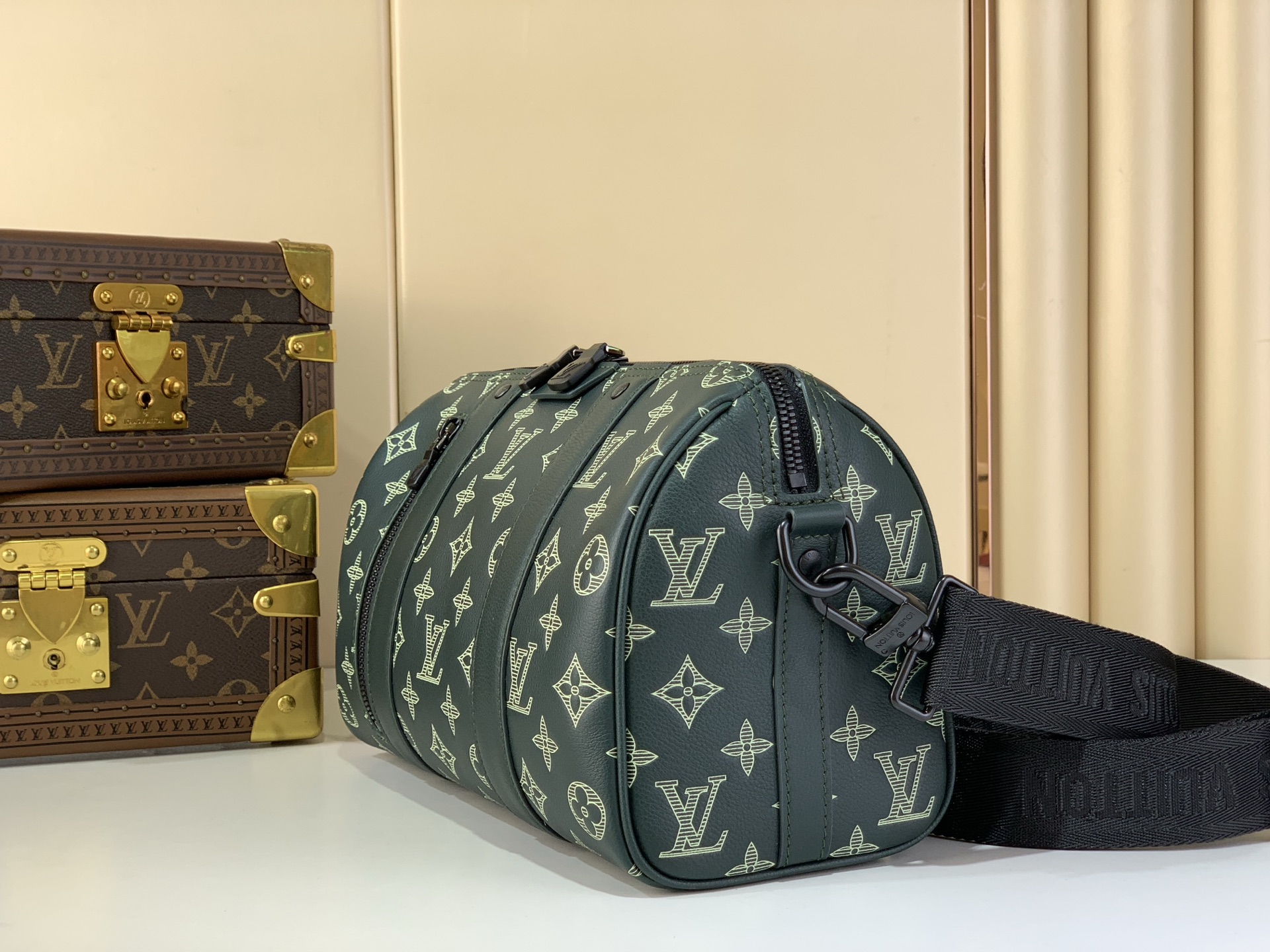 Louis Vuitton Tote Bag Cow Leather Green 15cm-m-l