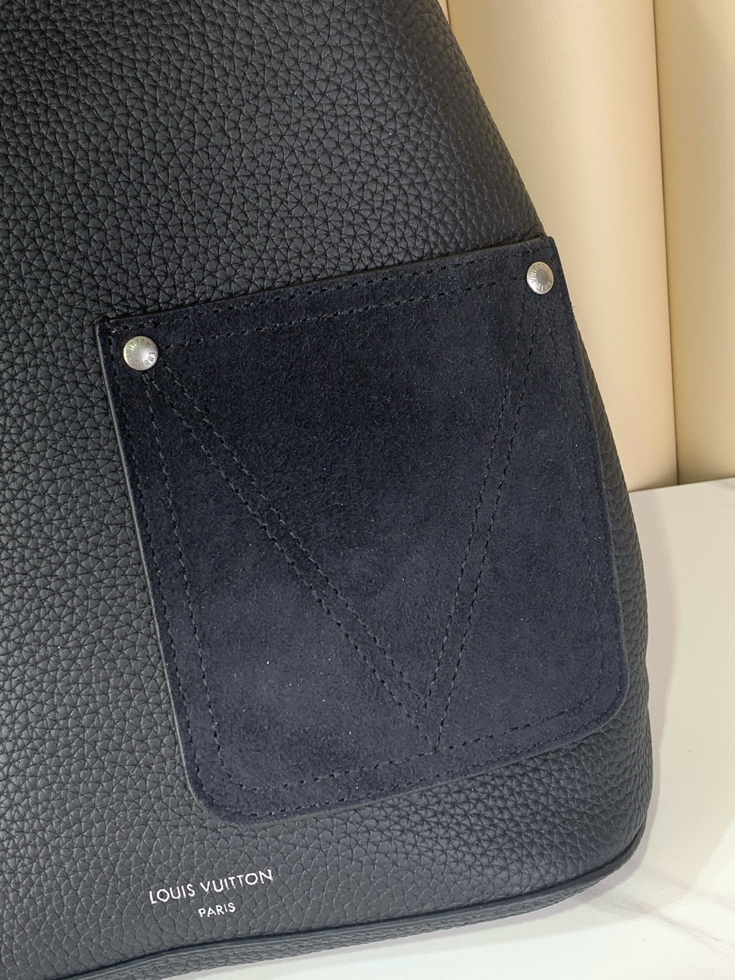 Crossbody Bag Cow Leather Black M-l-s