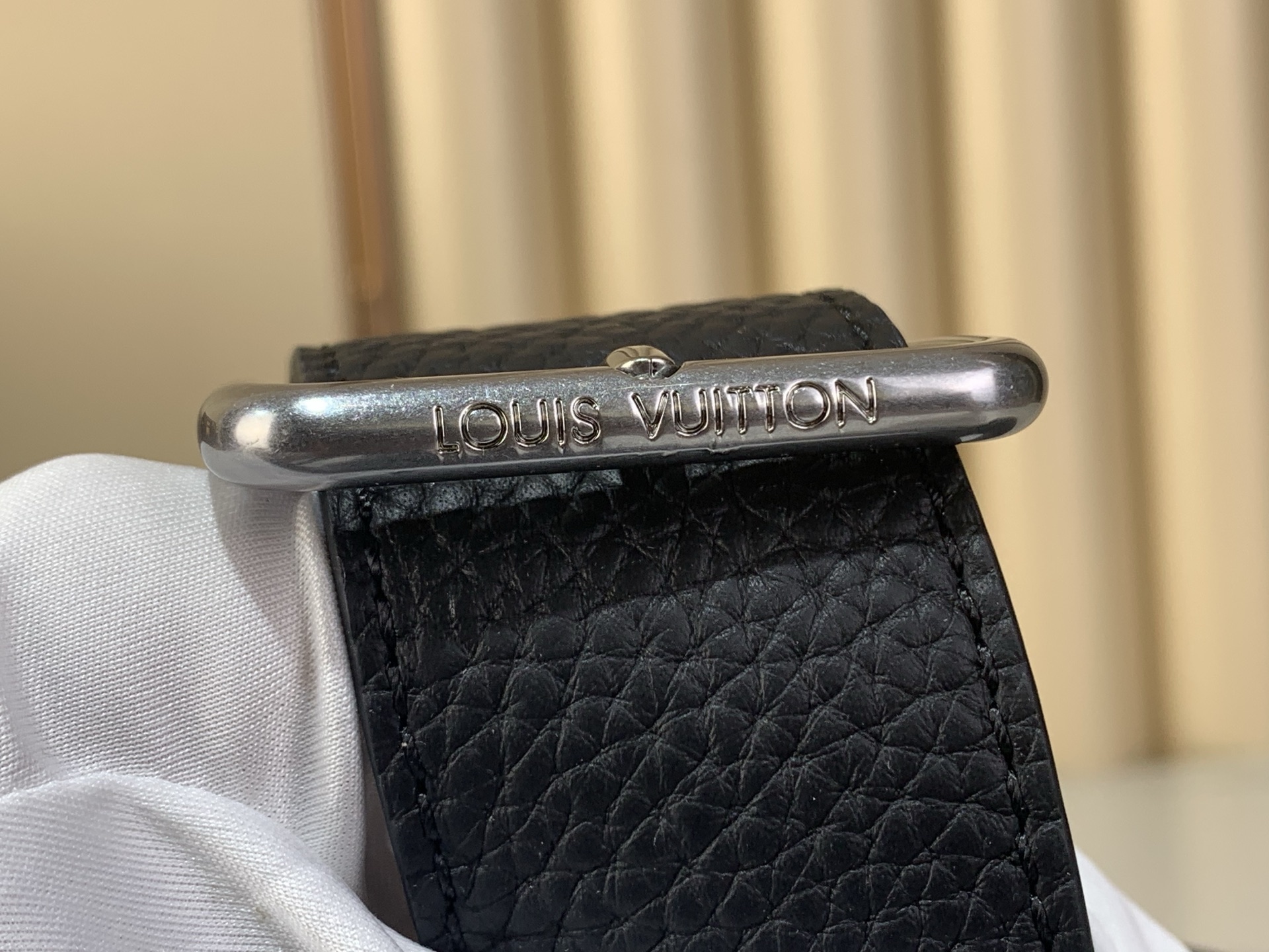 Crossbody Bag Cow Leather Black M-l-s