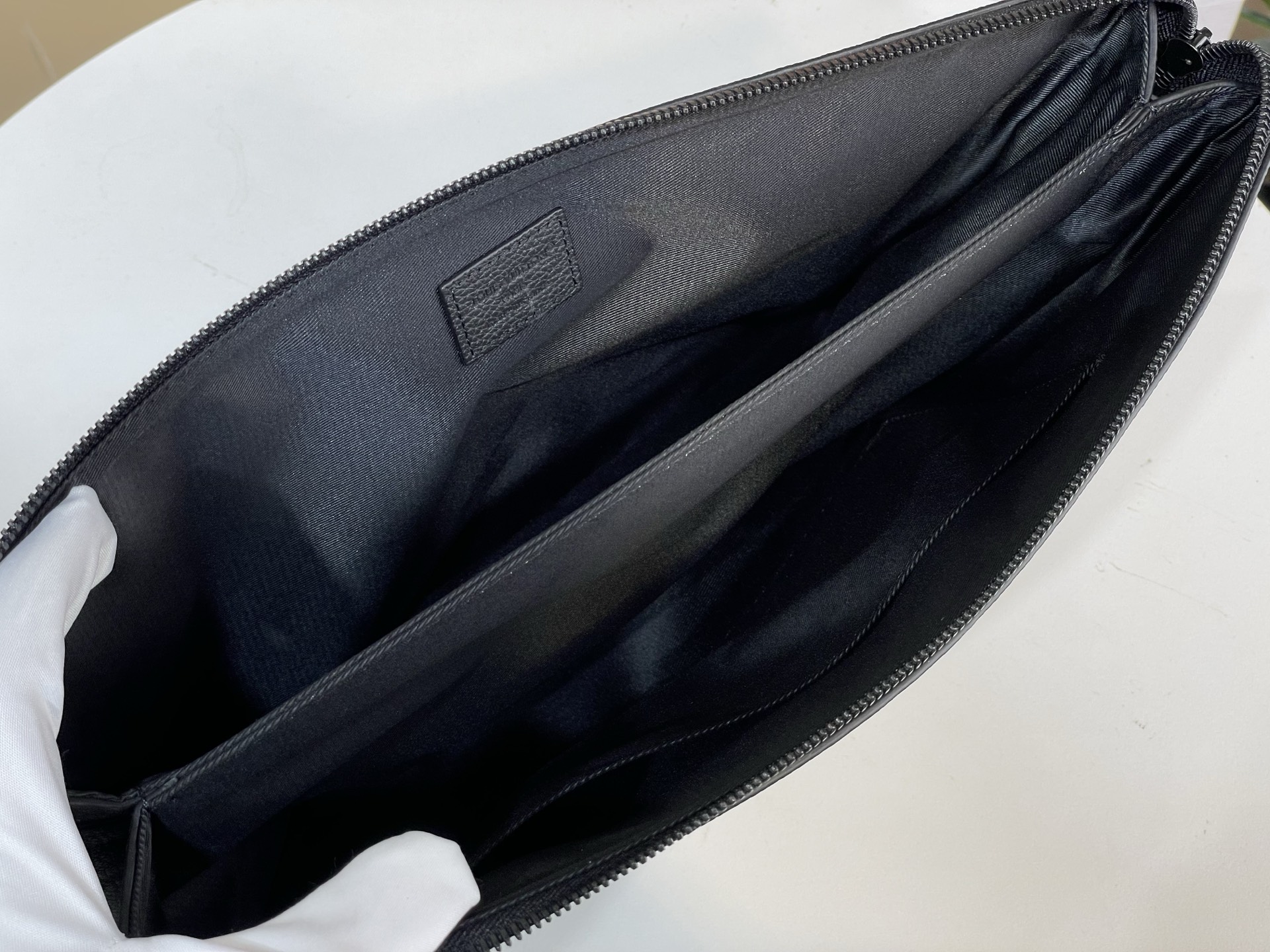 Clutch Bag Cow Leather Black M