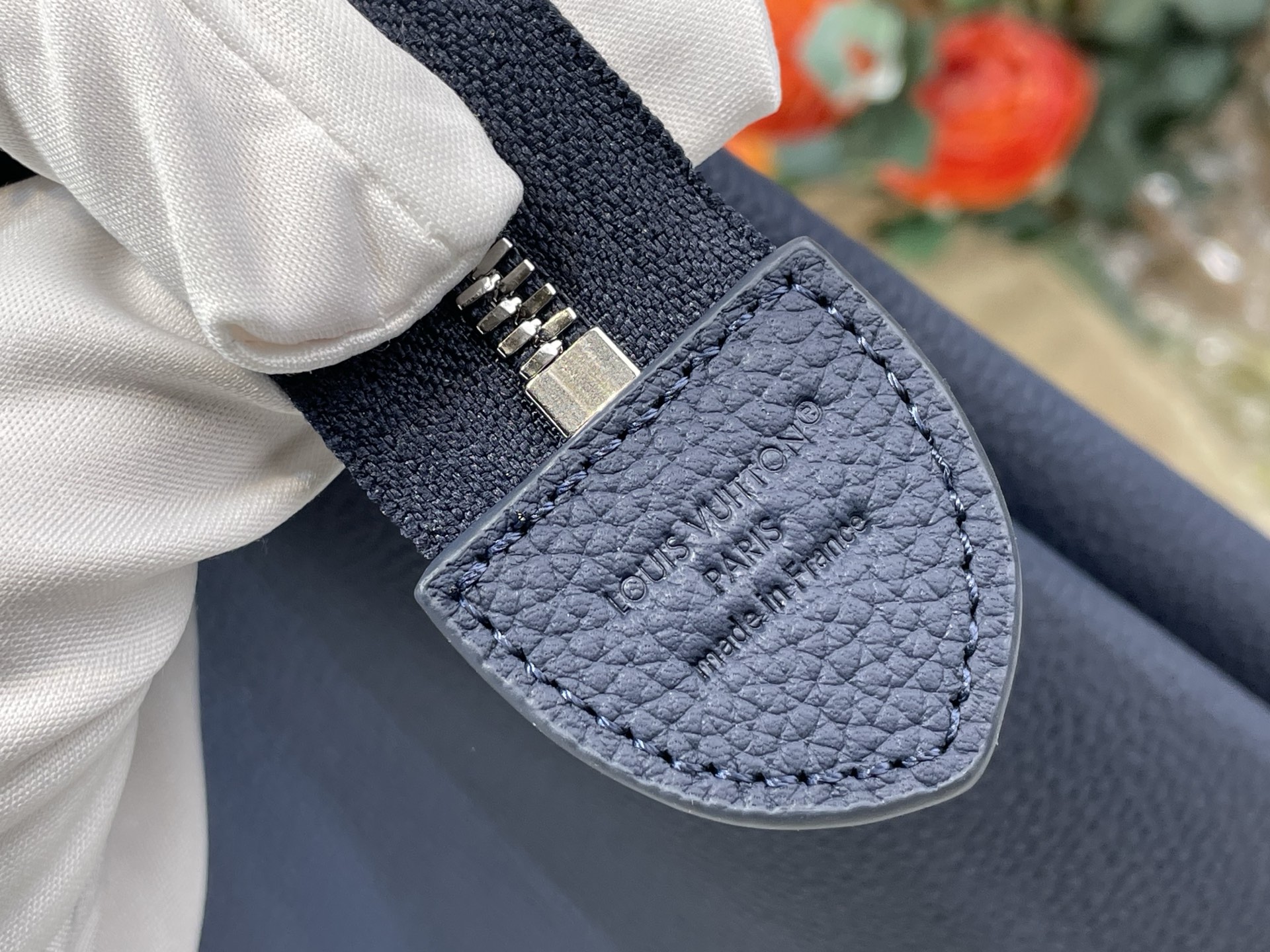 Clutch Bag Cow Leather Blue M