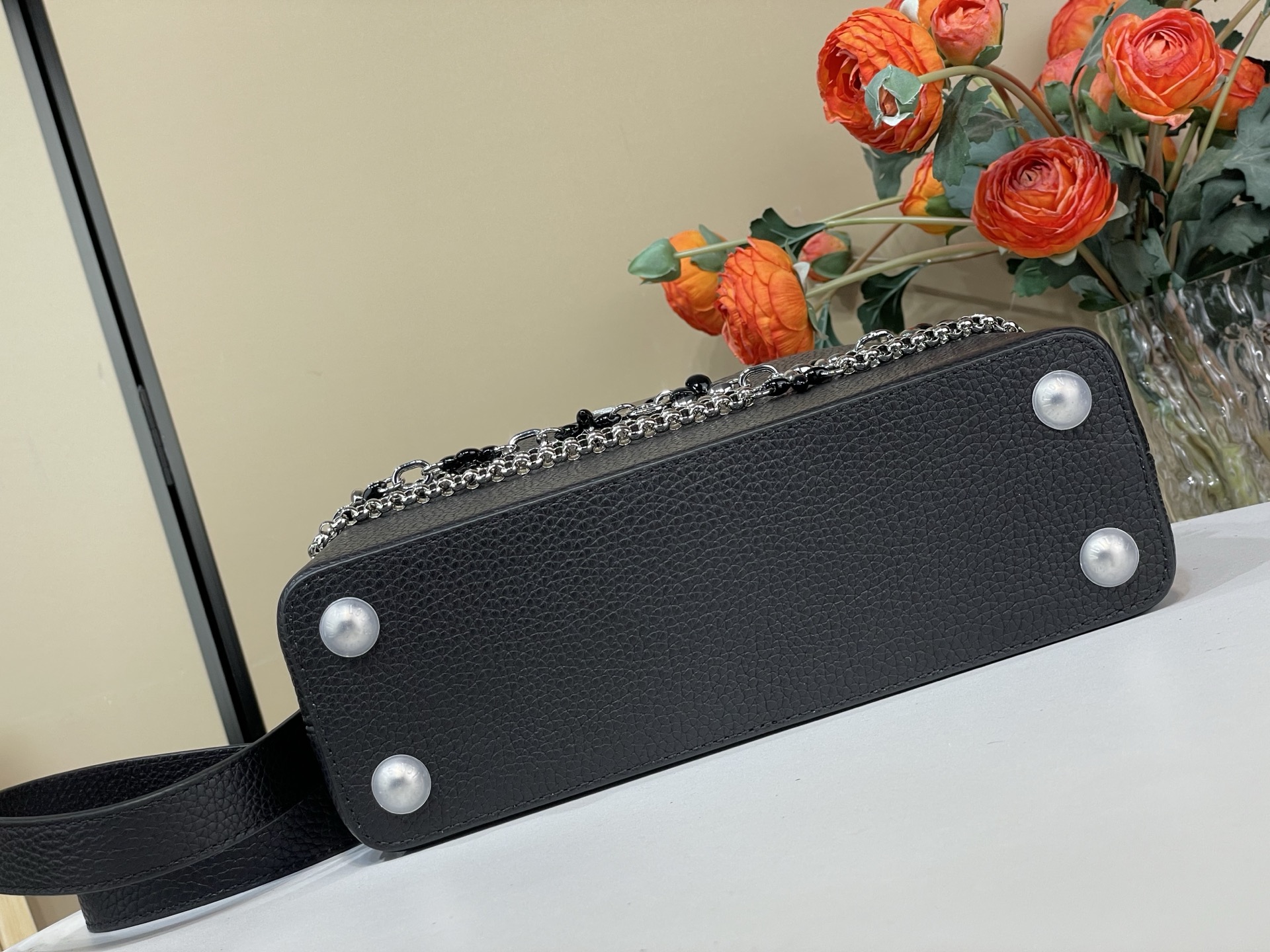 Louis Vuitton Crossbody Bag Sheepskin Black M-l-s