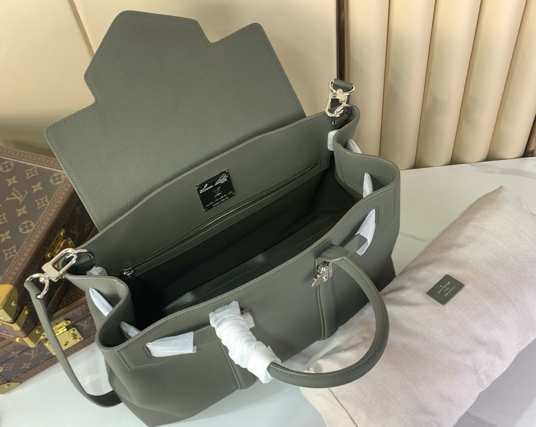 Tote Bag Cow Leather Black M-l-s