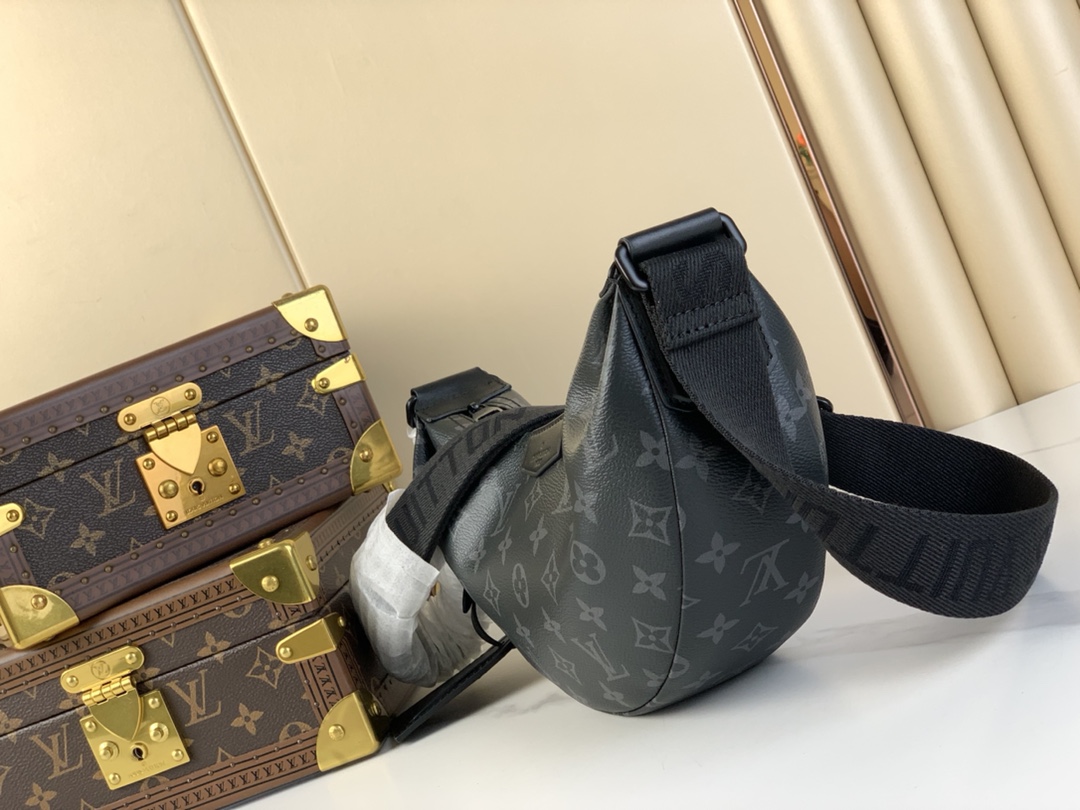 Louis Vuitton Basic Bag Canvas M-l-s