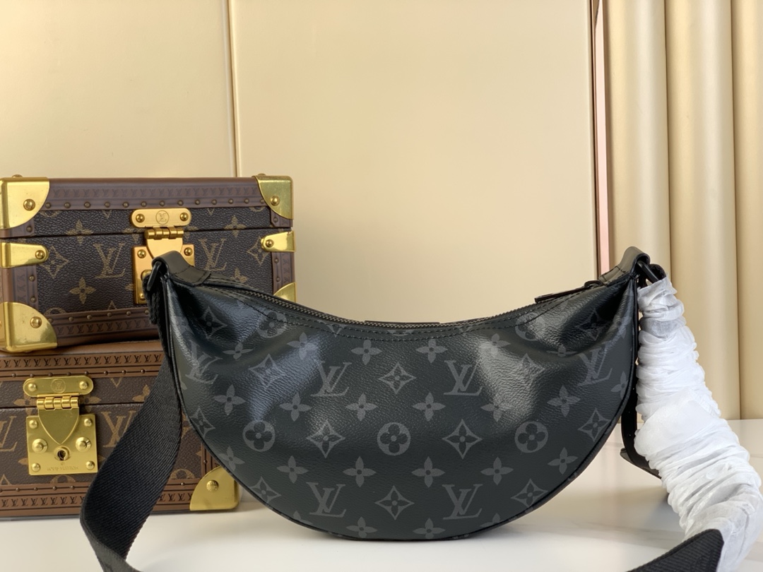 Louis Vuitton Basic Bag Canvas M-l-s