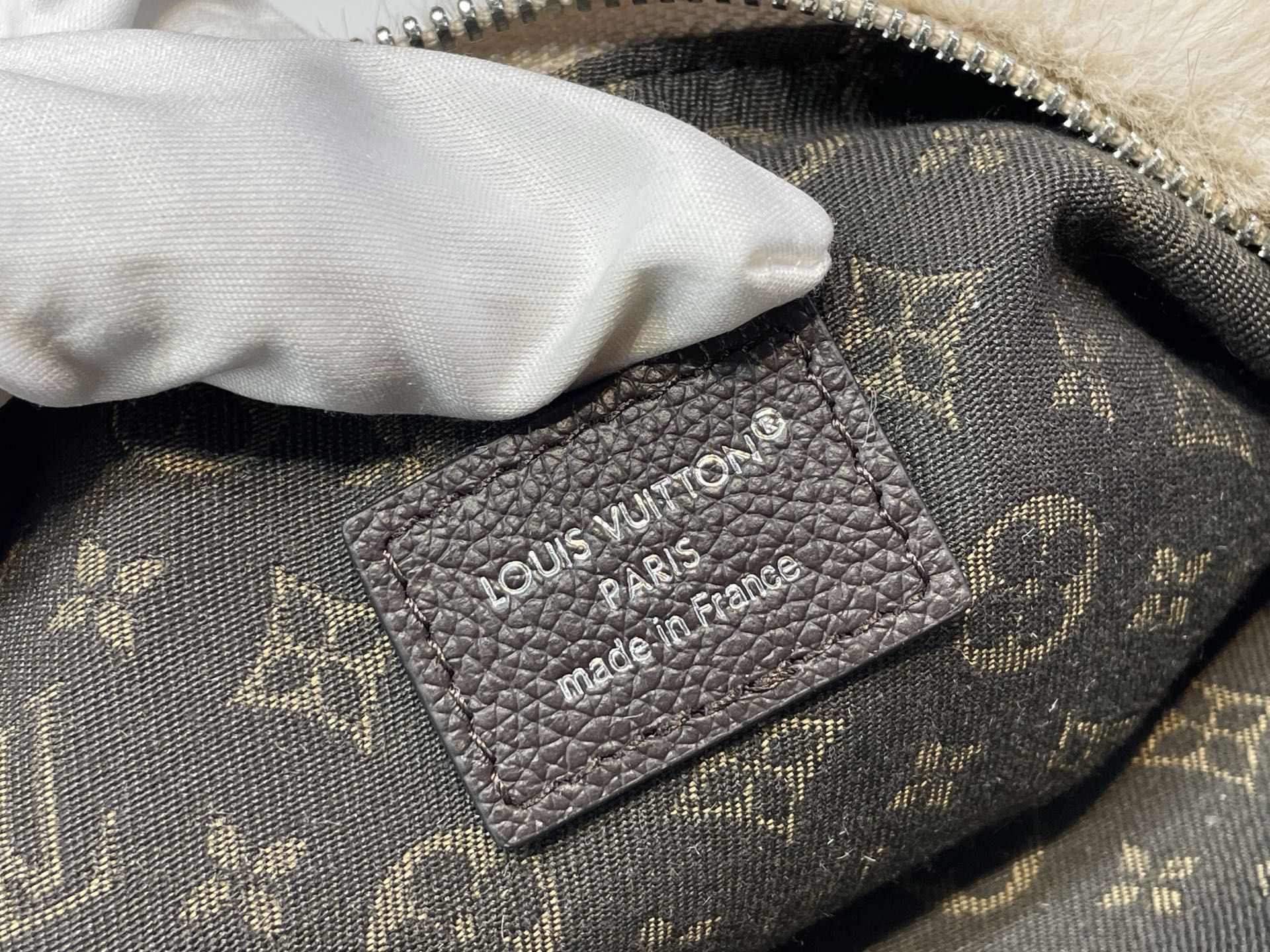 Basic Bag Sheepskin Gray M-l-s
