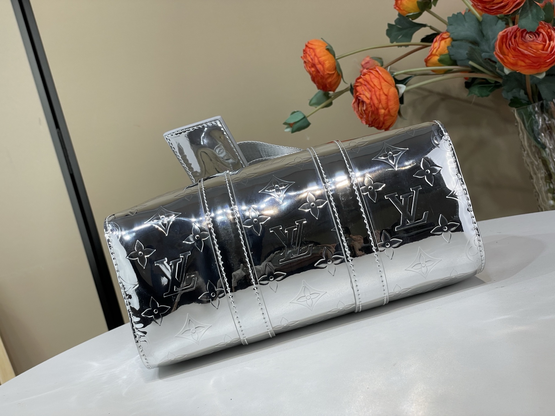 Louis Vuitton Basic Bag Canvas Silver M-l