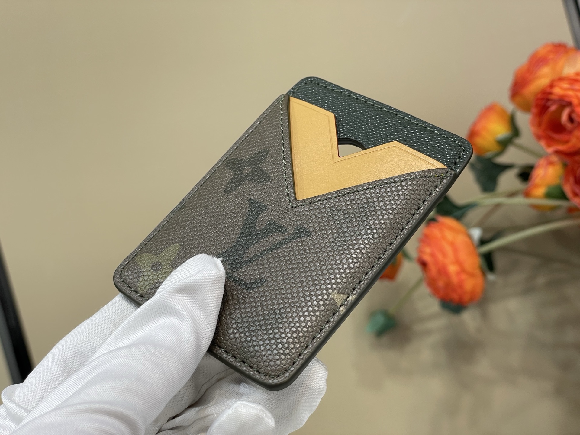 Louis Vuitton Basic Bag Cow Leather Green M-l-s