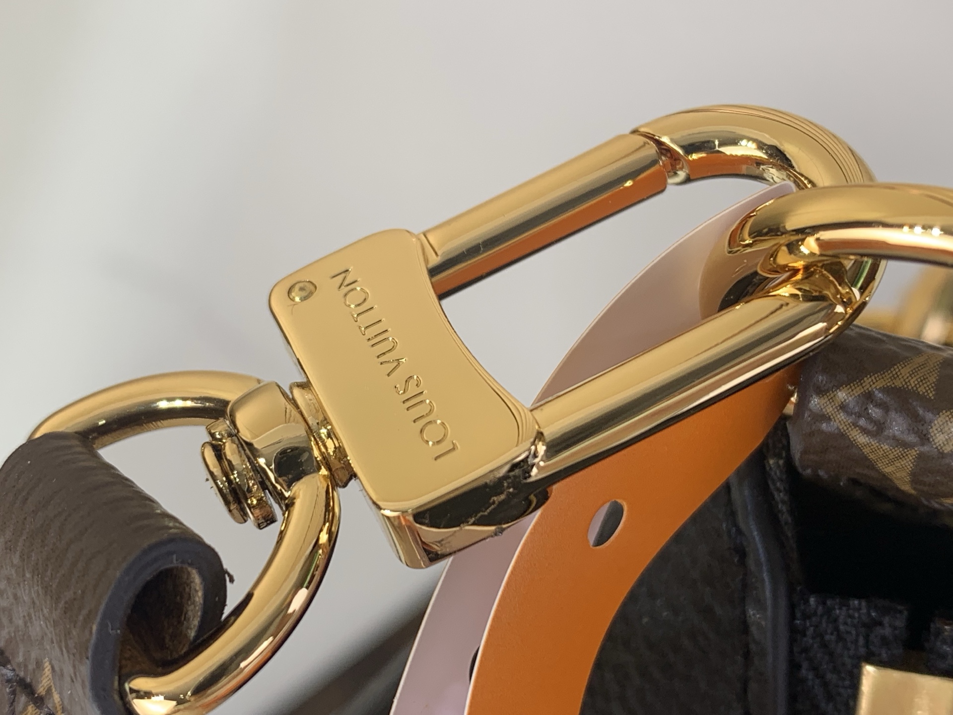 Louis Vuitton Basic Bag Canvas Black M-l-s