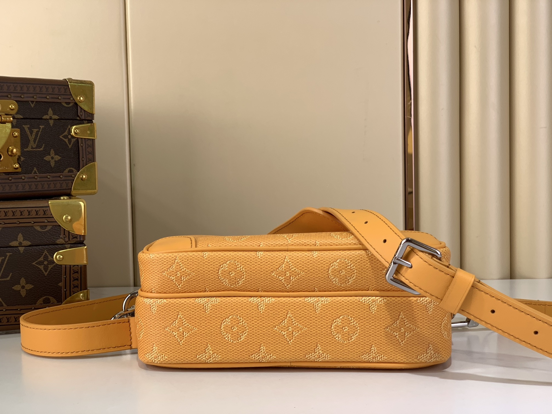 Louis Vuitton Crossbody Bag Canvas M-l-s