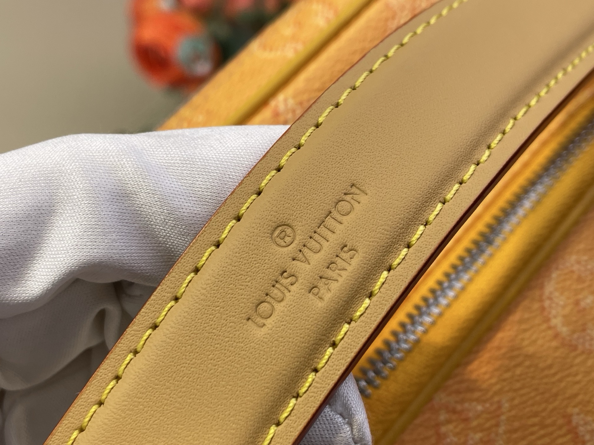 Louis Vuitton Crossbody Bag Canvas M-l-s