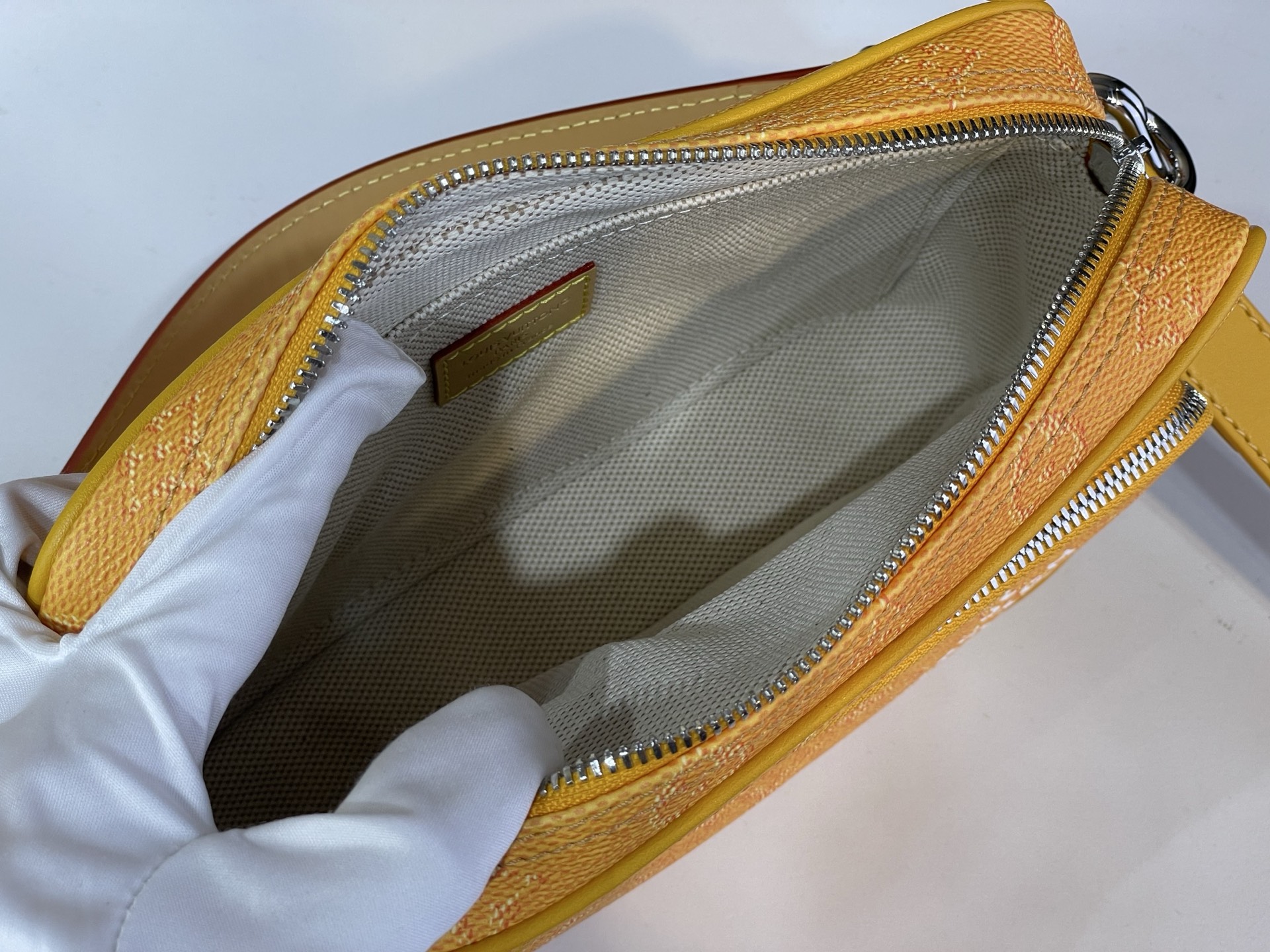 Louis Vuitton Crossbody Bag Canvas M-l-s