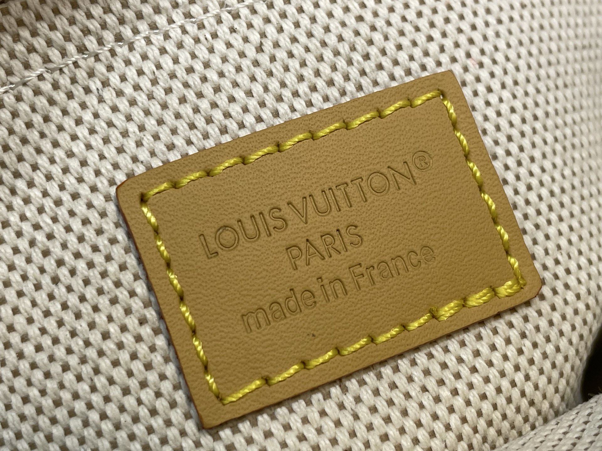 Louis Vuitton Crossbody Bag Canvas M-l-s