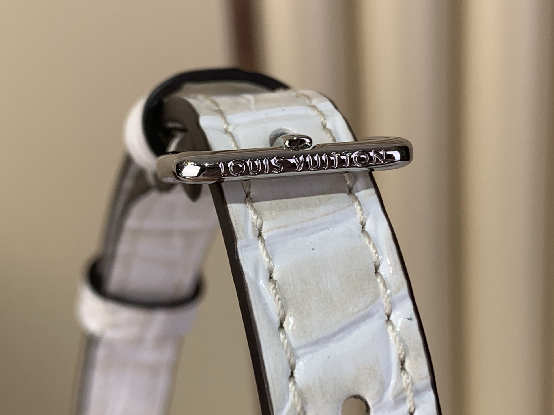 Louis Vuitton Basic Bag White M-s