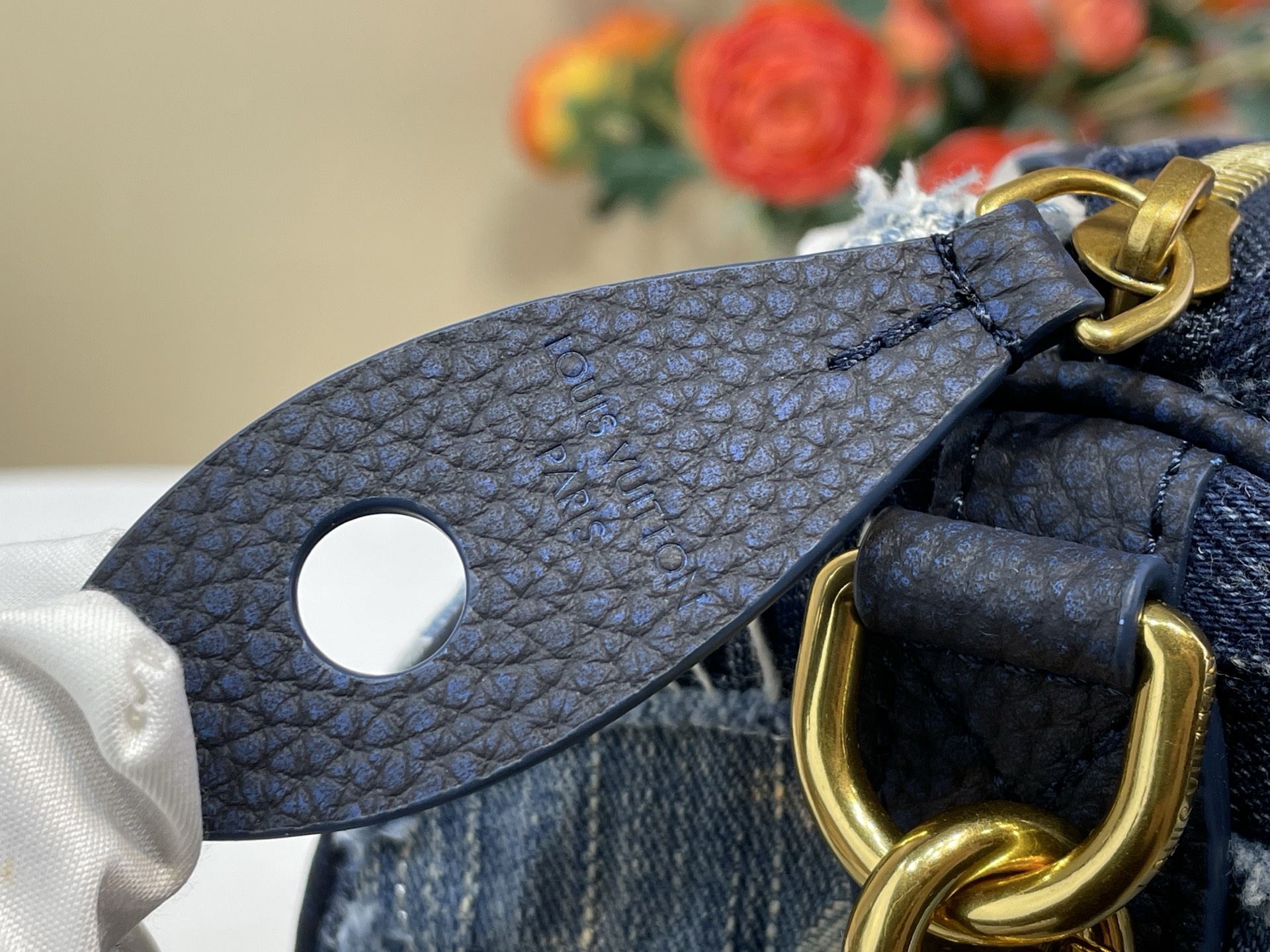 Louis Vuitton Basic Bag M-l-s