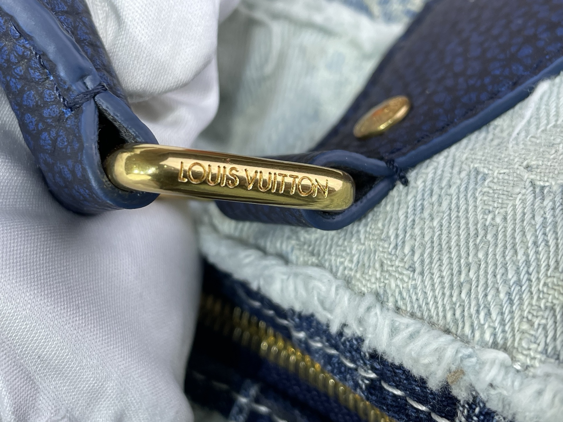 Louis Vuitton Basic Bag Cow Leather Gold M-l-s