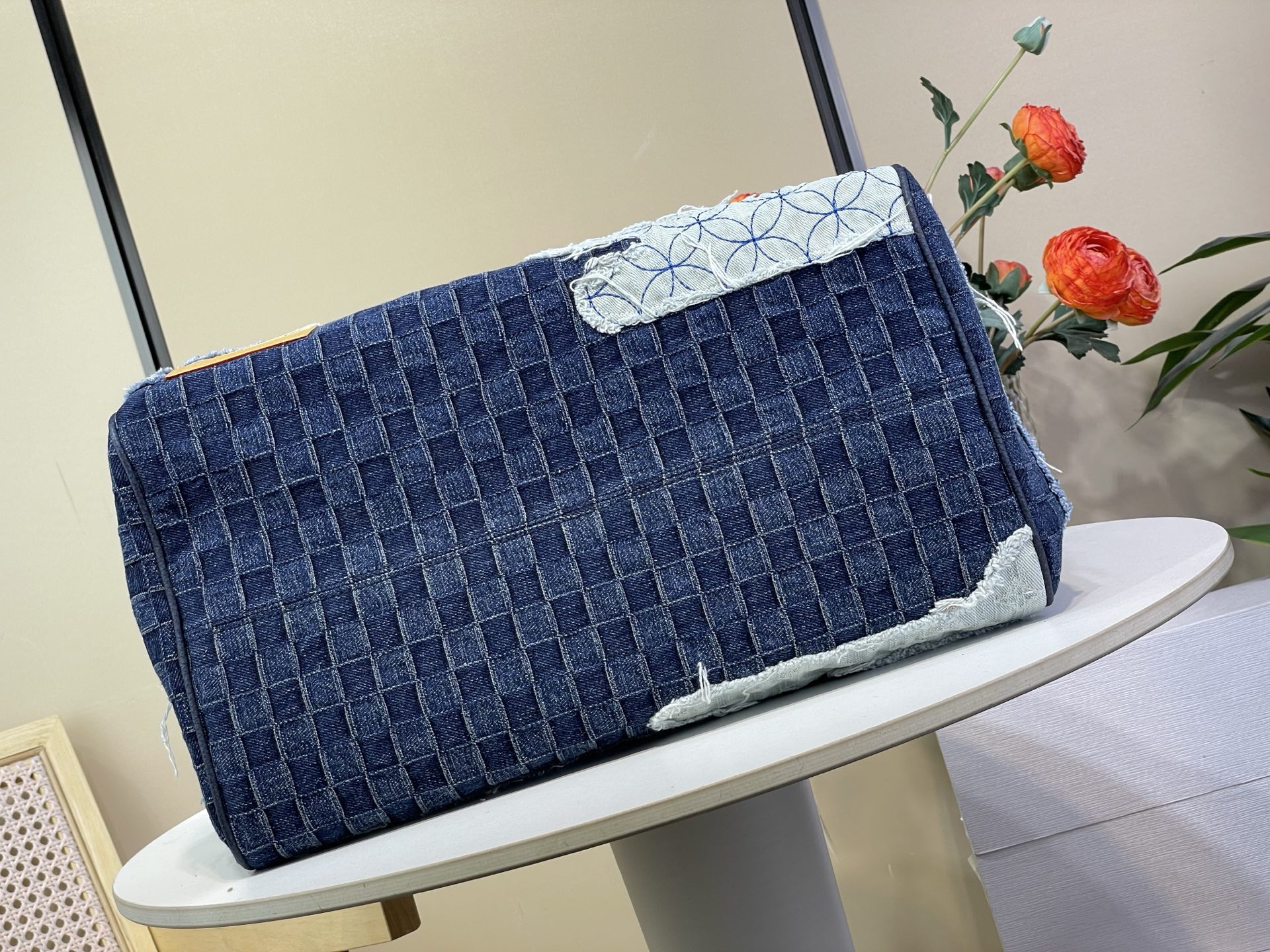 Louis Vuitton Basic Bag Cow Leather Gold M-l-s