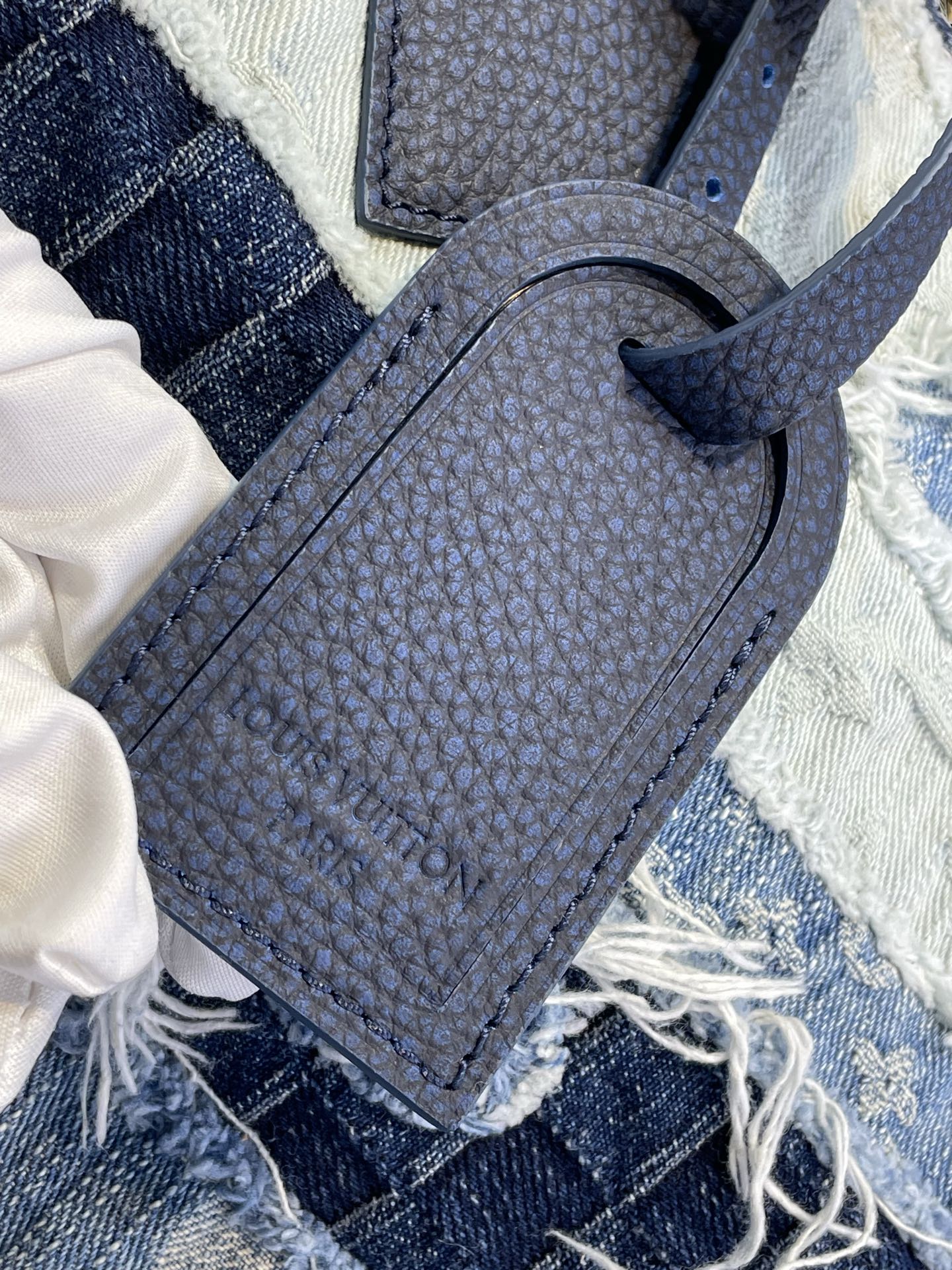 Louis Vuitton Basic Bag Cow Leather Gold M-l-s