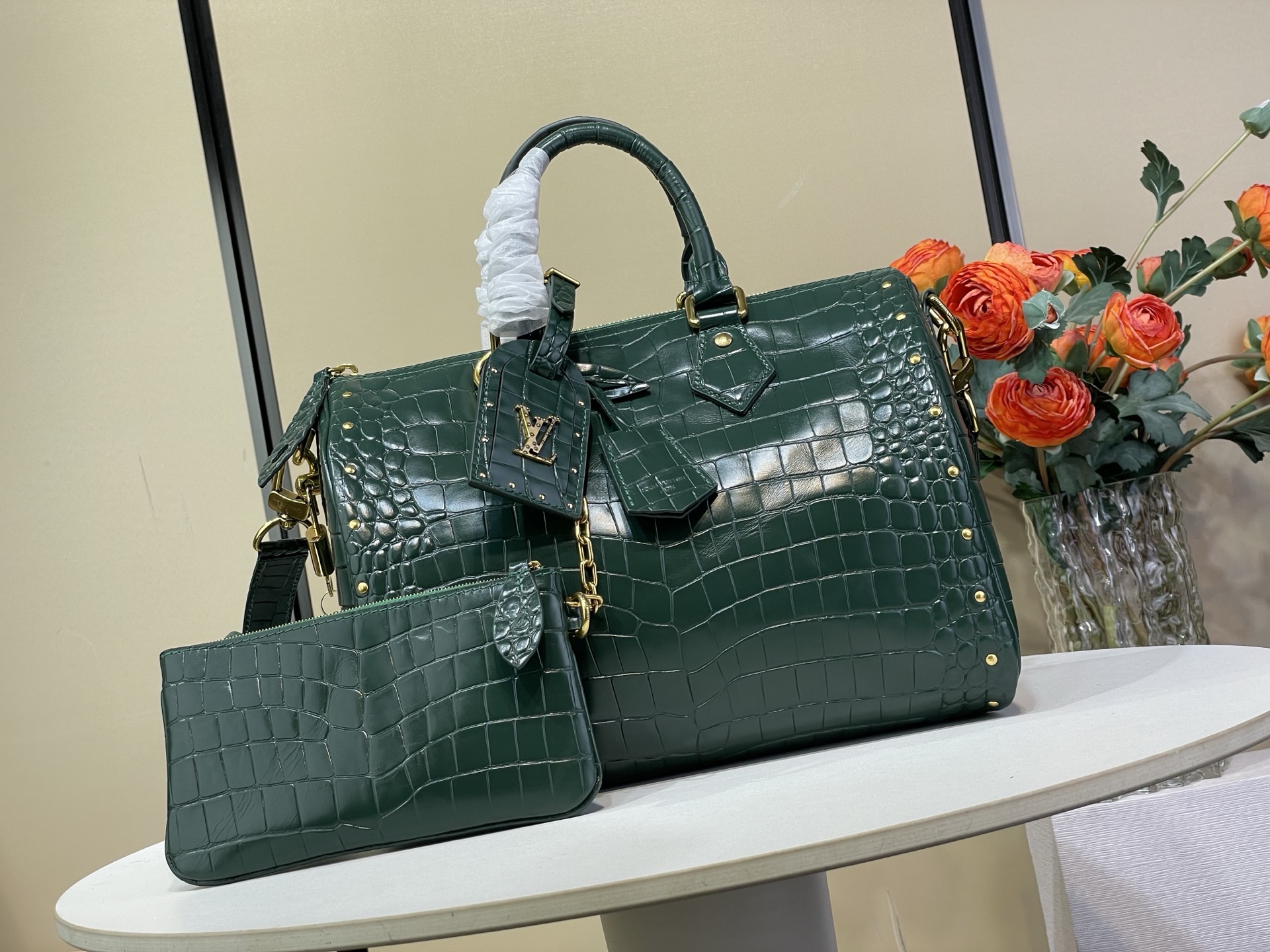 Louis Vuitton Basic Bag Cow Leather Green M-l-s