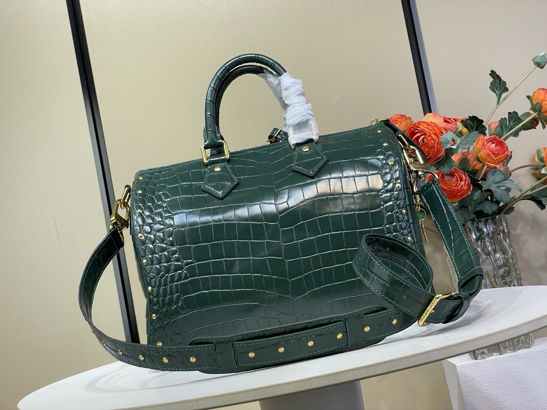 Louis Vuitton Basic Bag Cow Leather Green M-l-s
