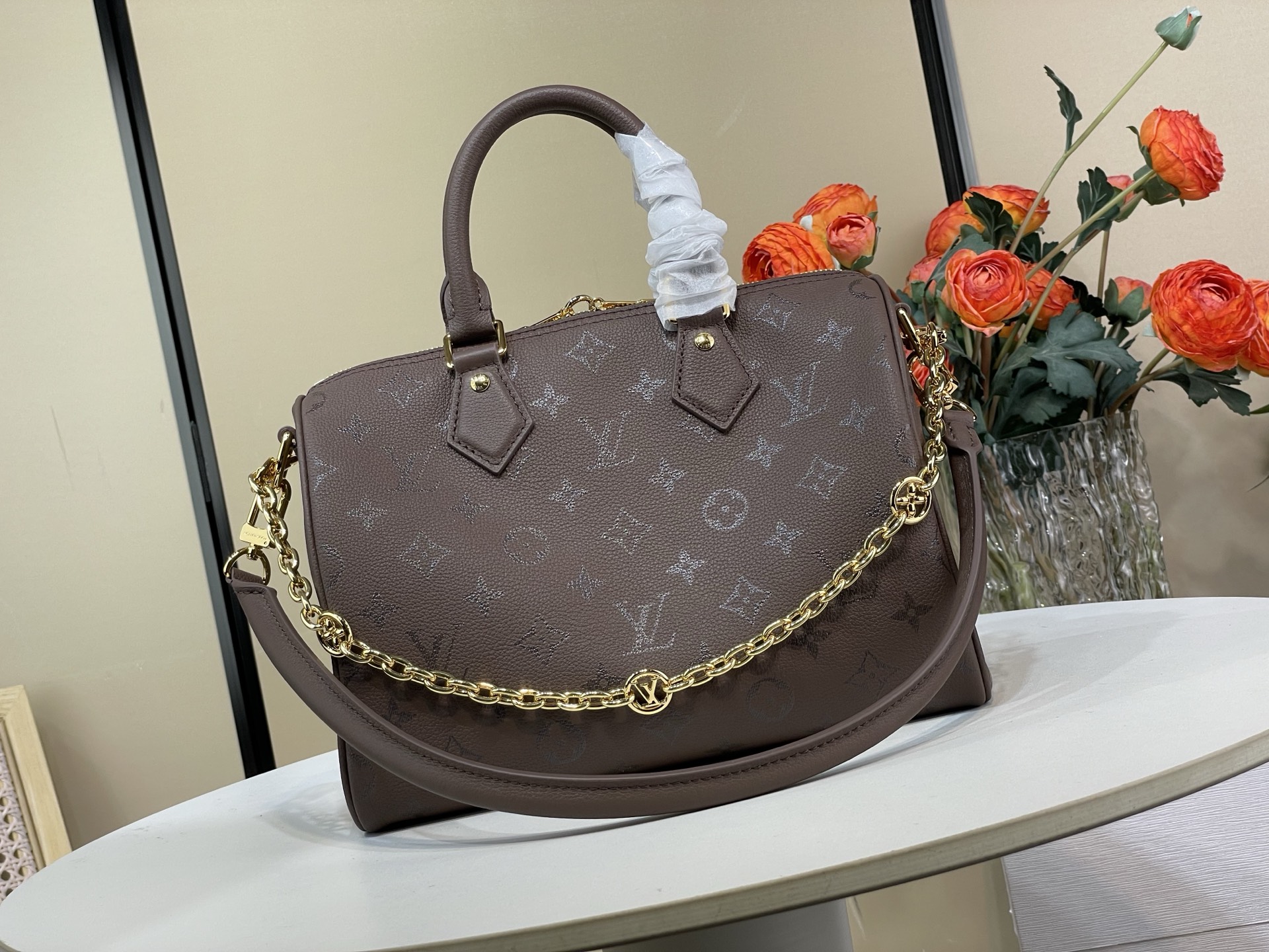 Louis Vuitton Basic Bag Cow Leather Black M-l-s