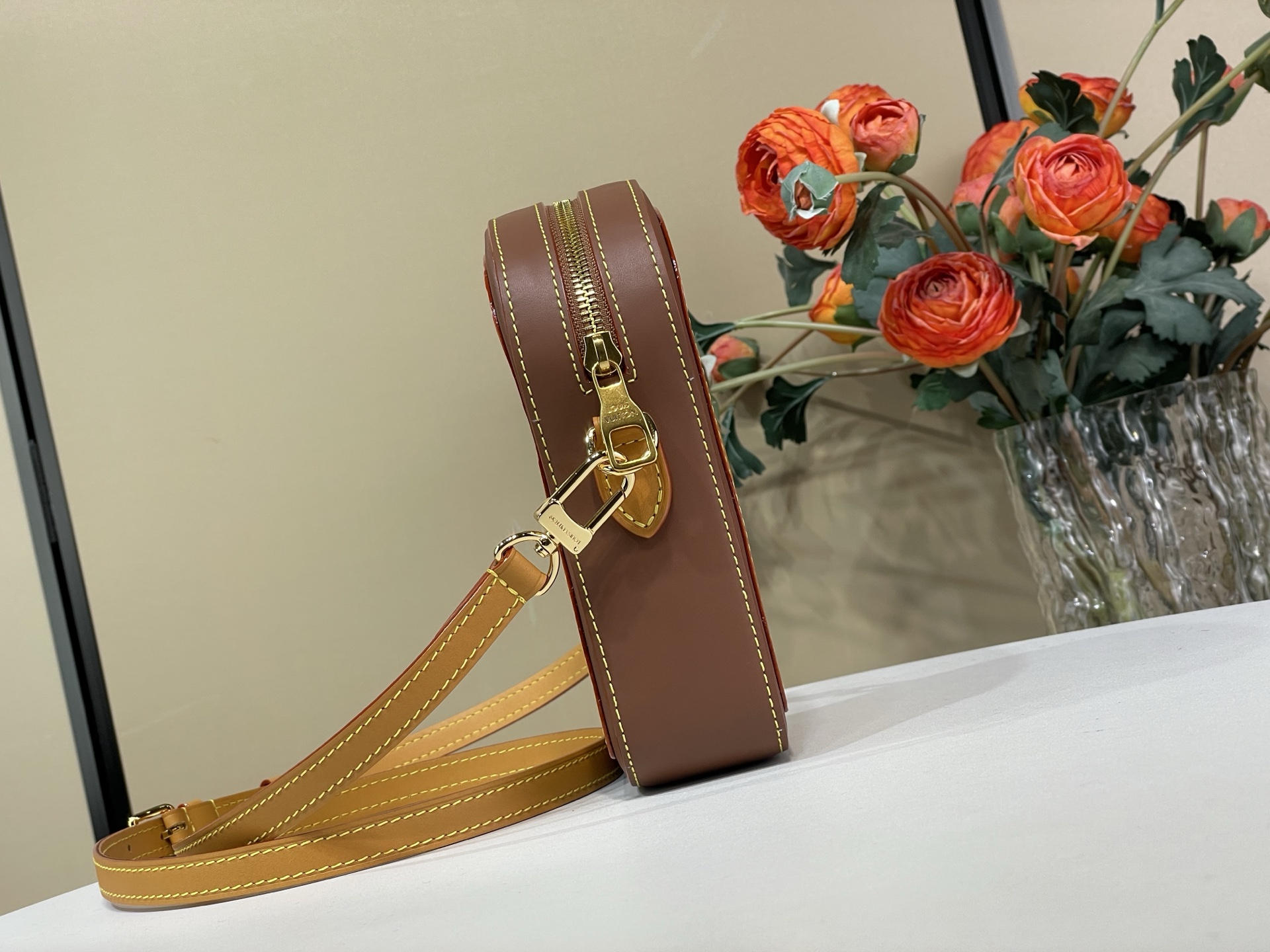 Louis Vuitton Basic Bag Cow Leather Brown M-s