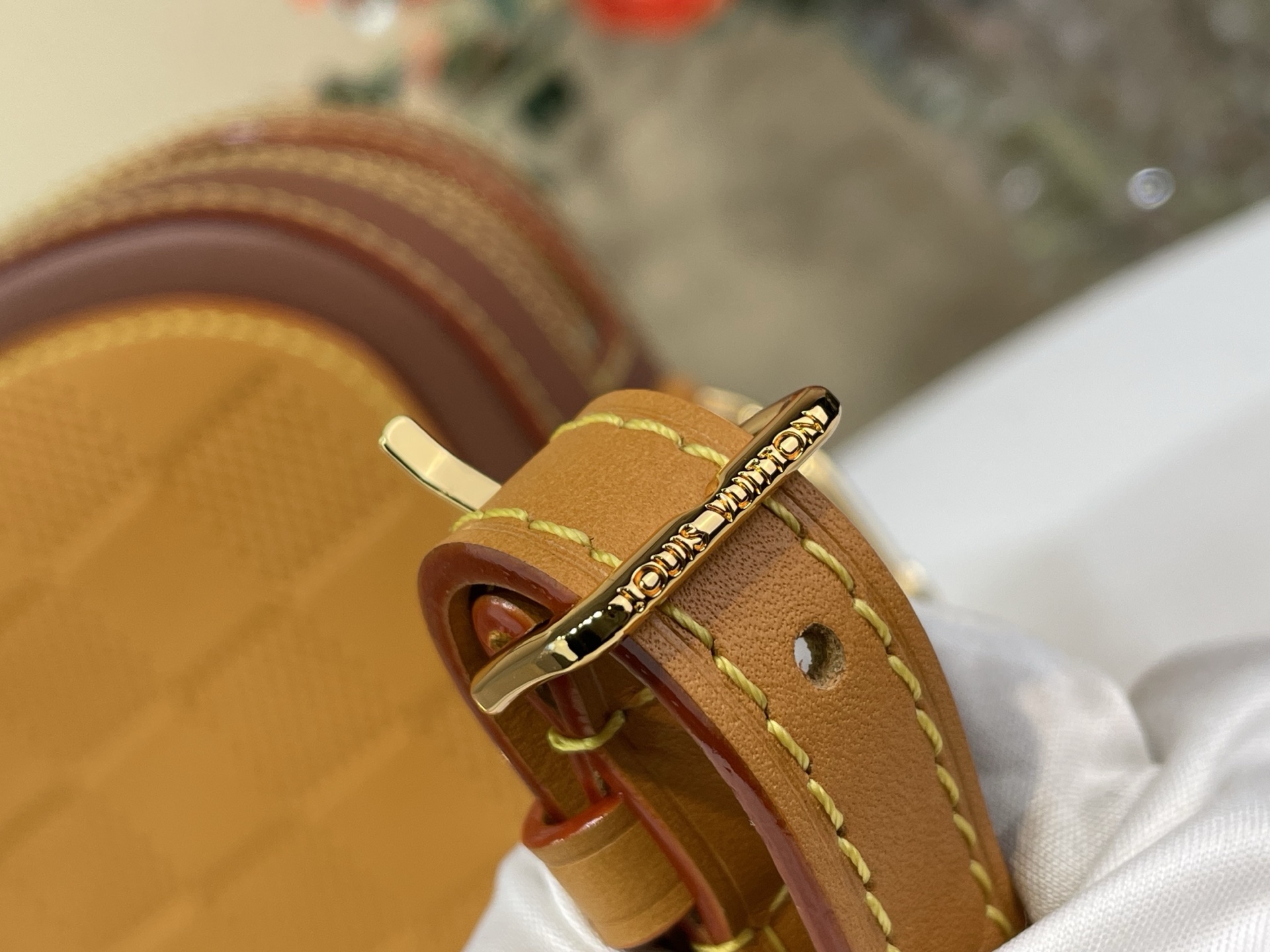 Louis Vuitton Basic Bag Cow Leather Brown M-s