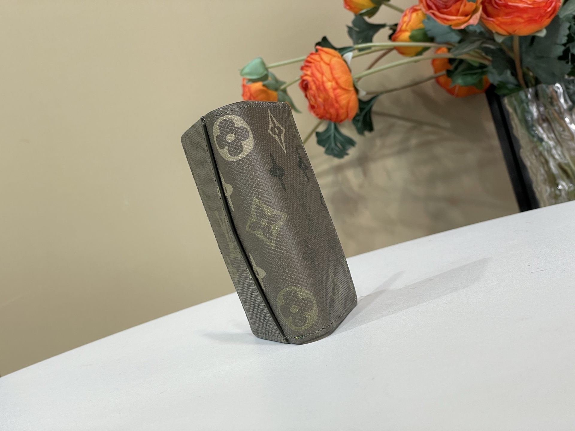 Louis Vuitton Basic Bag Cow Leather Green M-l-s