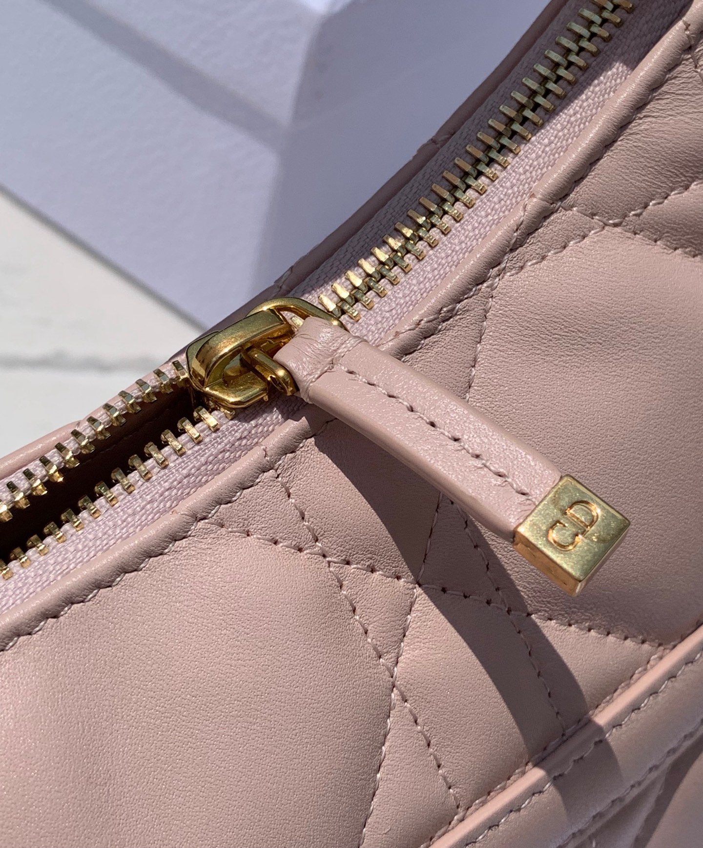 Dior Basic Bag Sheepskin Gold M-s