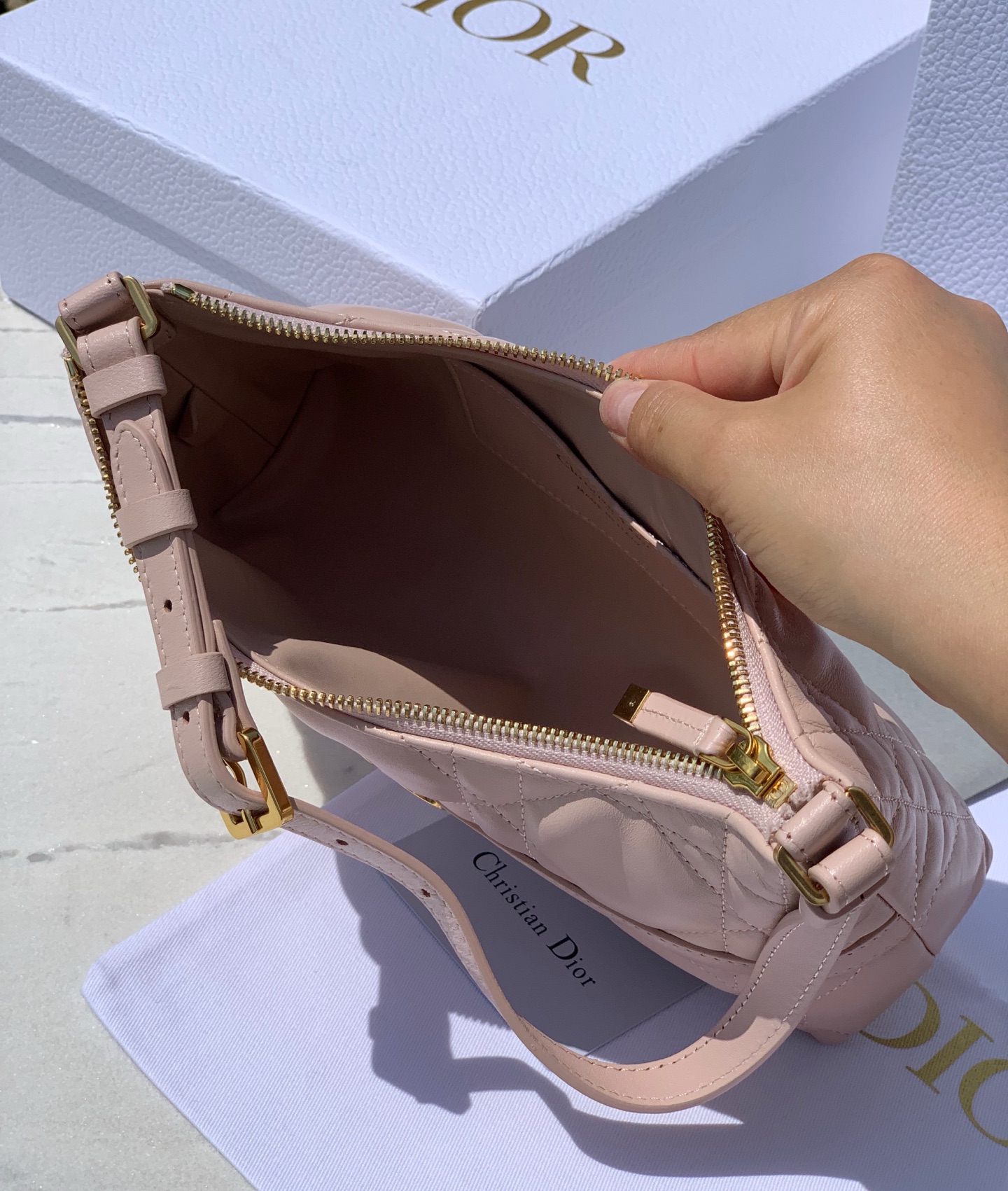 Dior Basic Bag Sheepskin Gold M-s