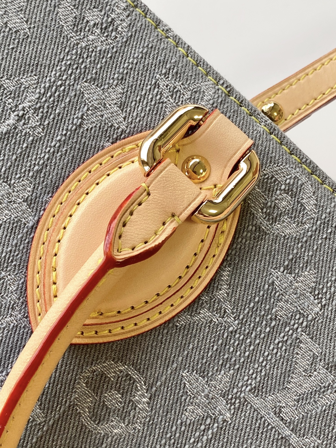 Louis Vuitton Basic Bag Blue M