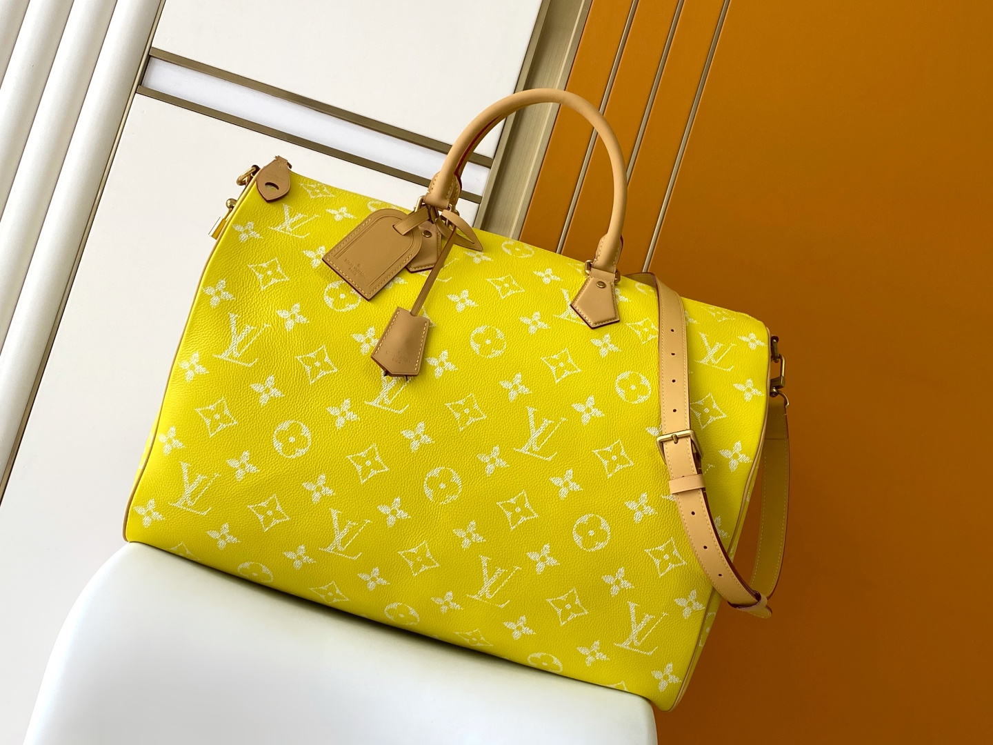 Louis Vuitton Basic Bag Cow Leather Red M-l-s