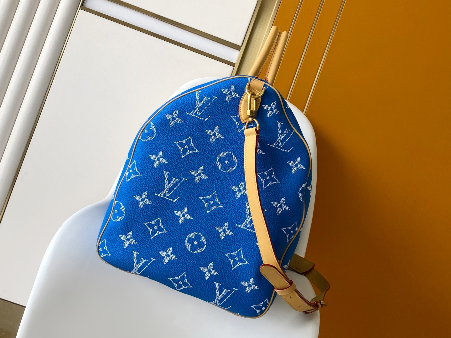 Louis Vuitton Basic Bag Cow Leather Red M-l-s