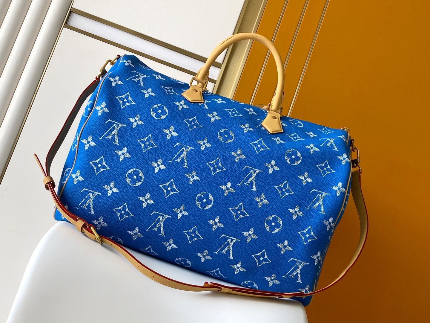 Louis Vuitton Basic Bag Cow Leather Red M-l-s