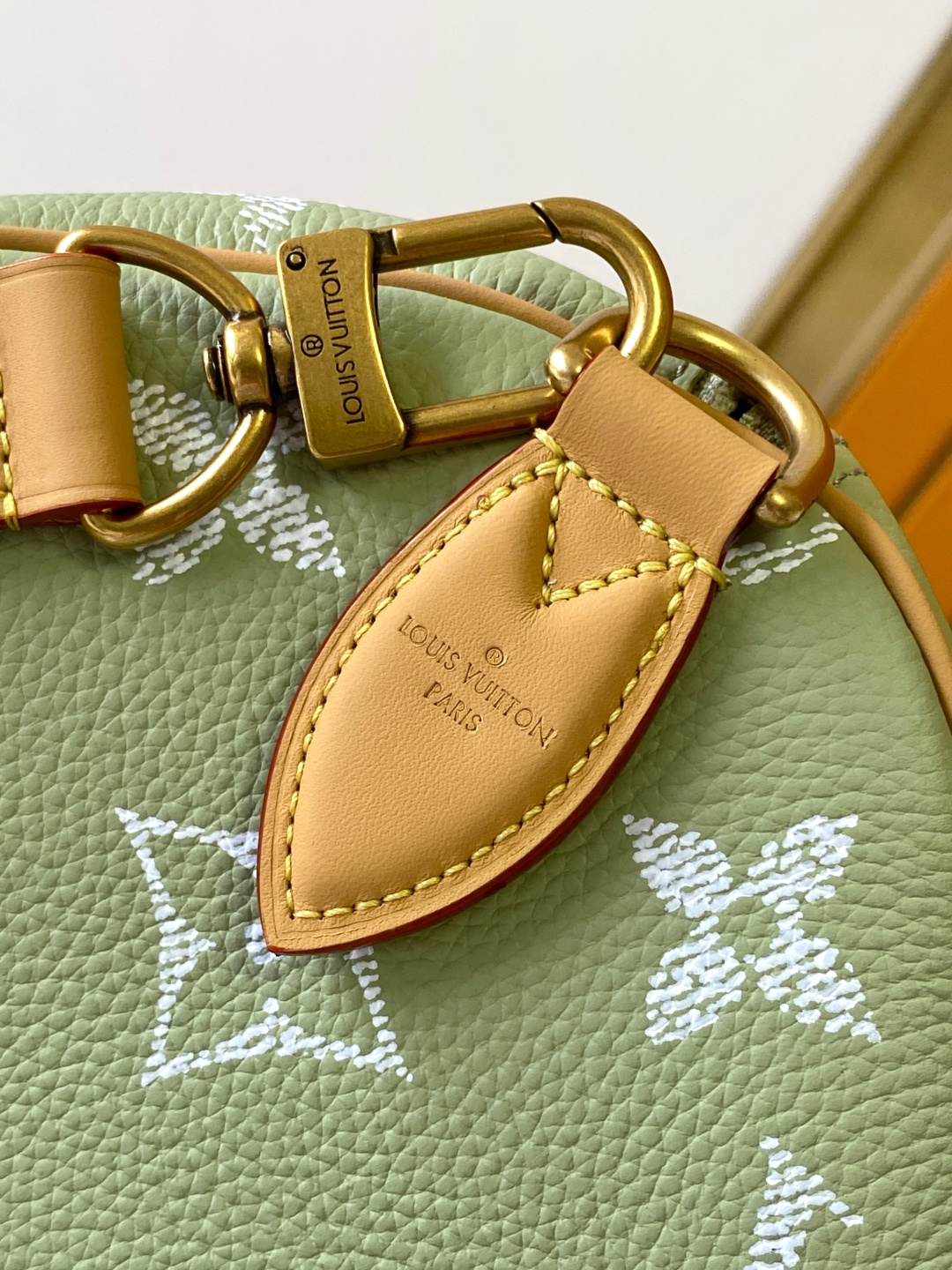 Louis Vuitton Basic Bag Cow Leather Red M-l-s