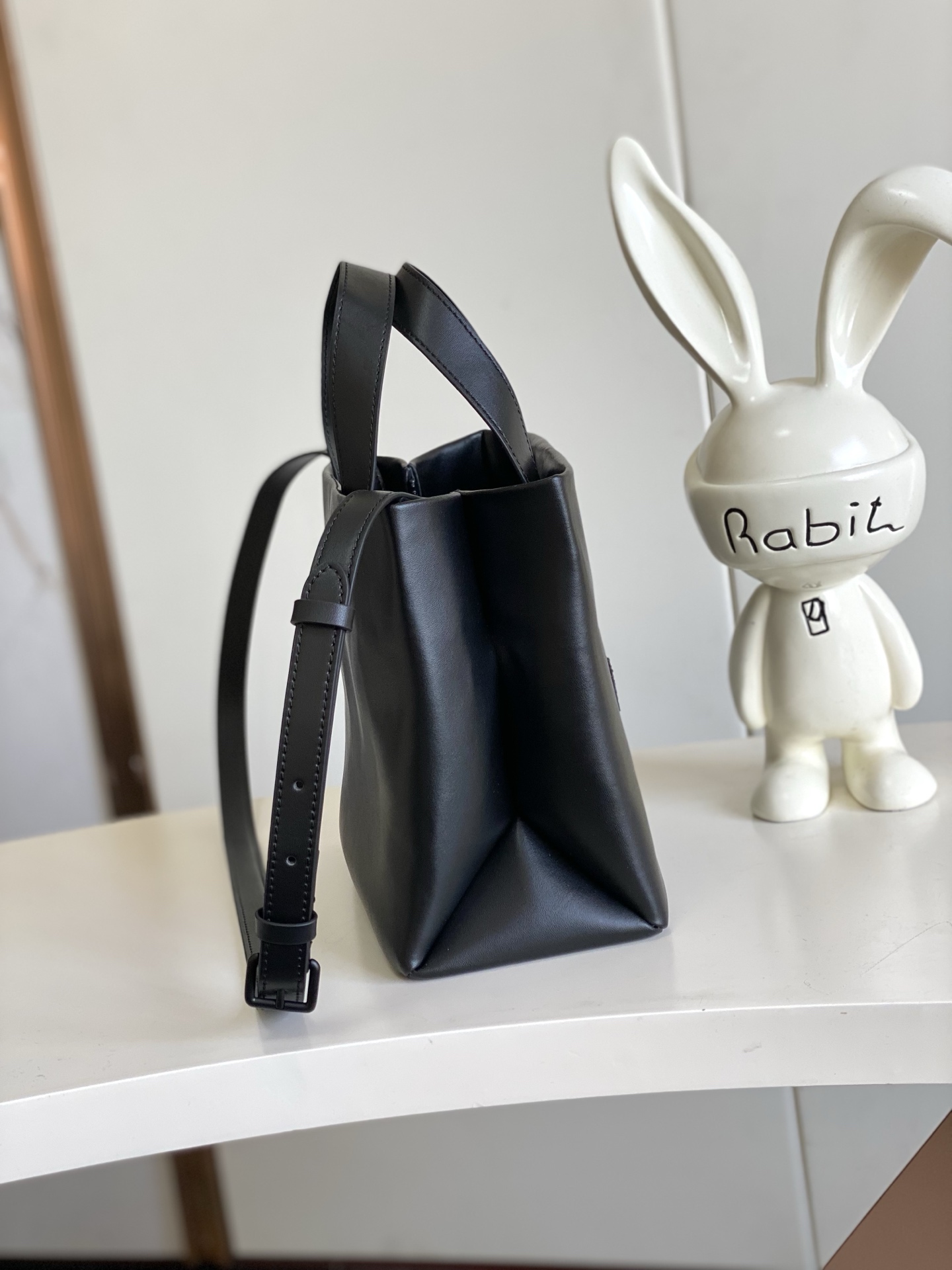 Louis Vuitton Tote Bag Cow Leather M-l-s