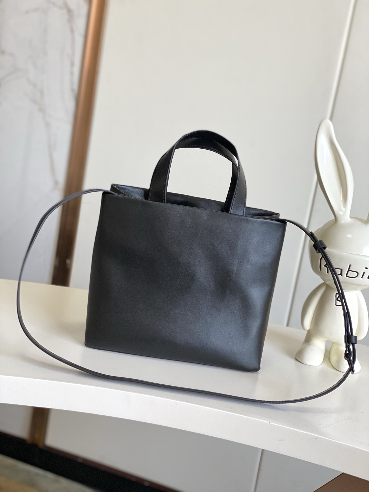 Louis Vuitton Tote Bag Cow Leather M-l-s