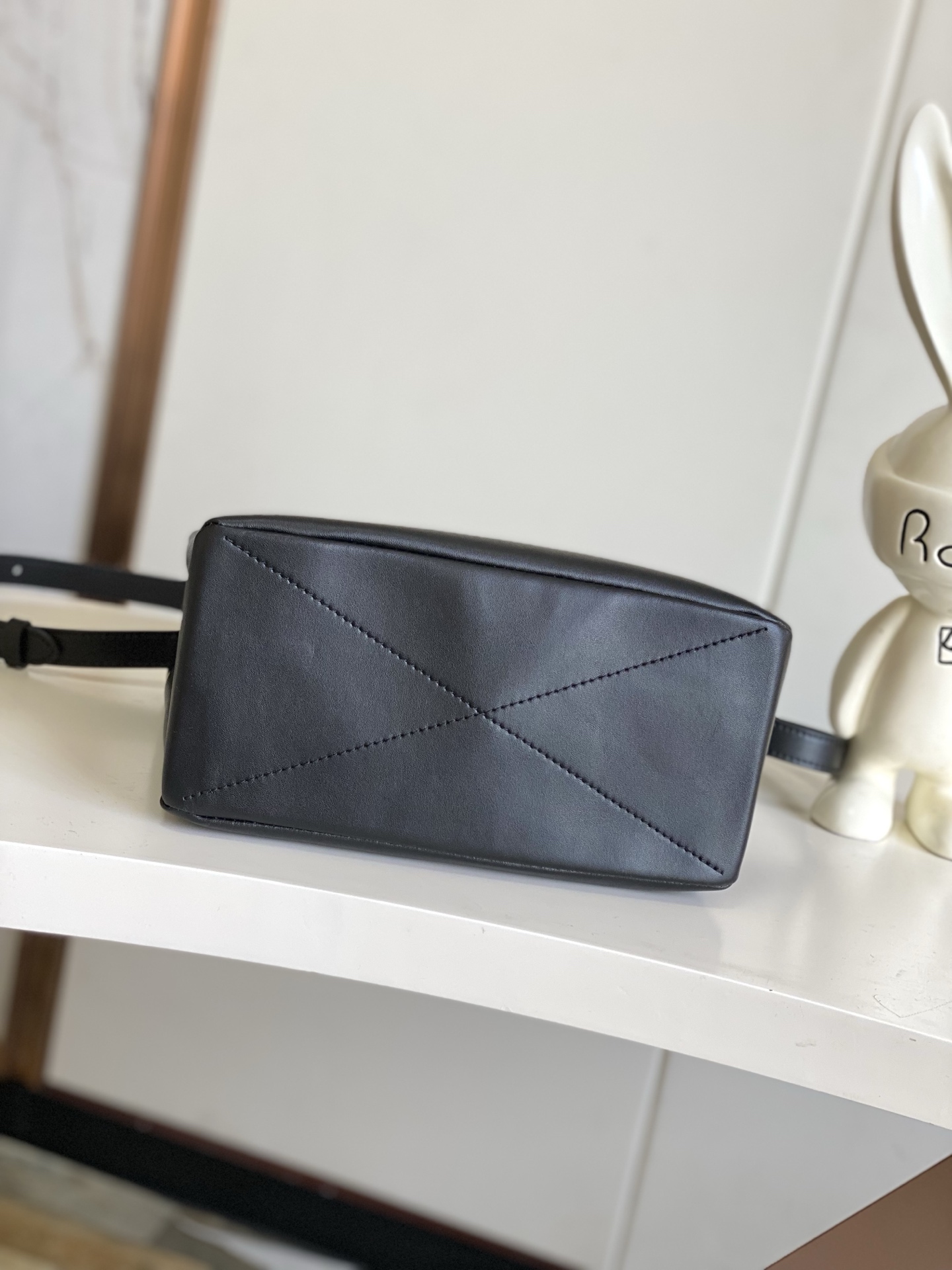 Louis Vuitton Tote Bag Cow Leather M-l-s