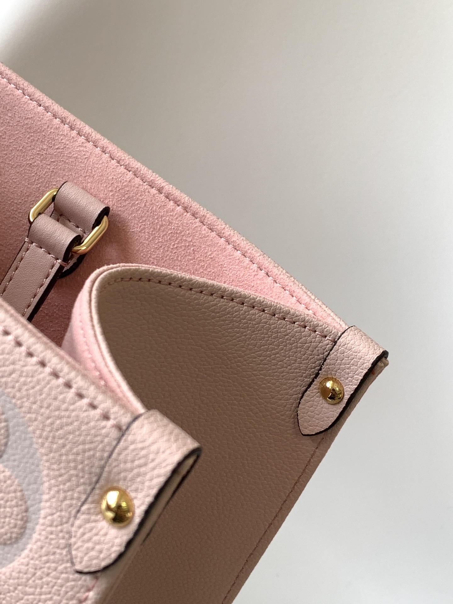 Louis Vuitton Tote Bag Cow Leather Blue M