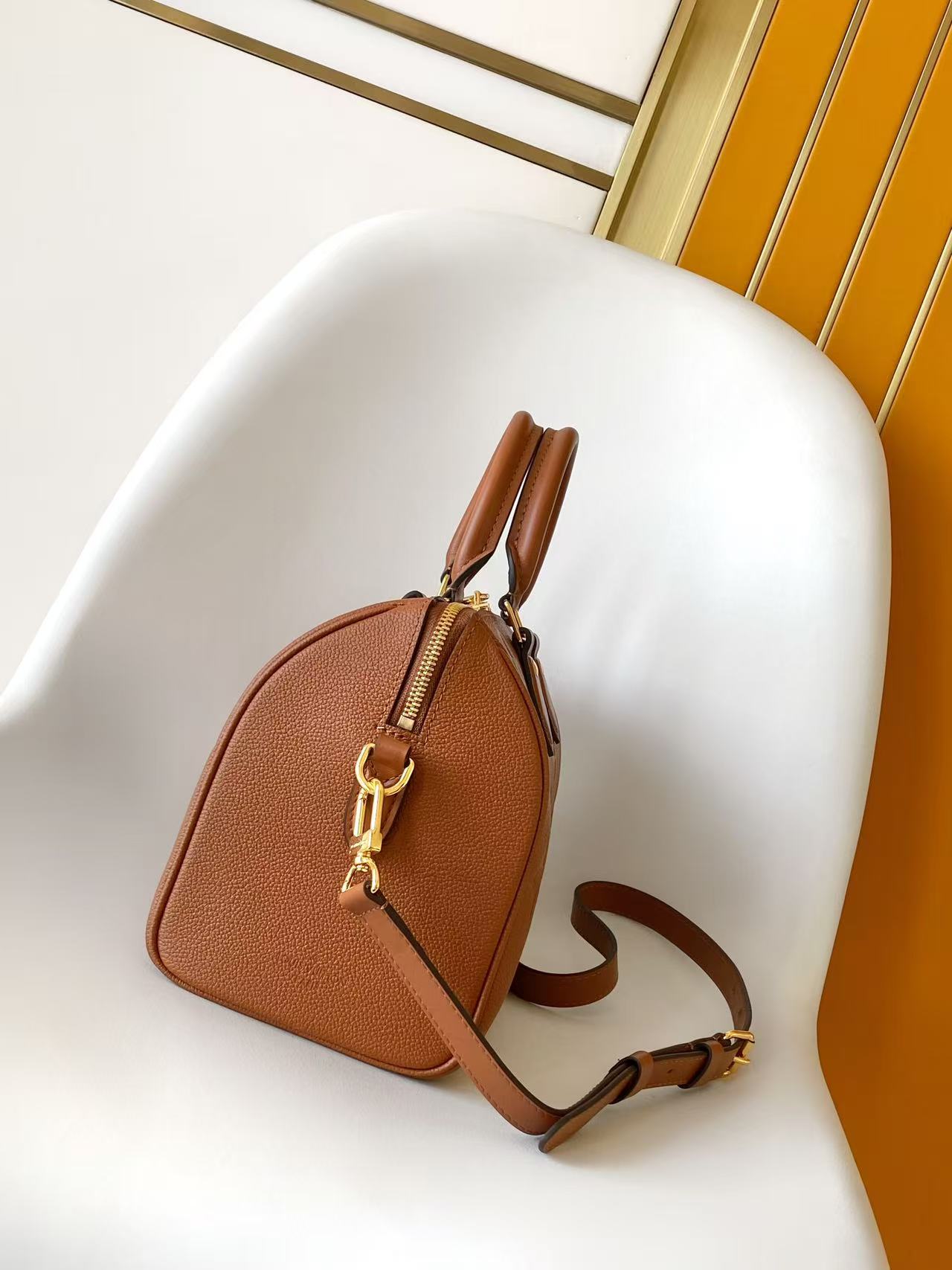 Louis Vuitton Basic Bag Black M-l-s