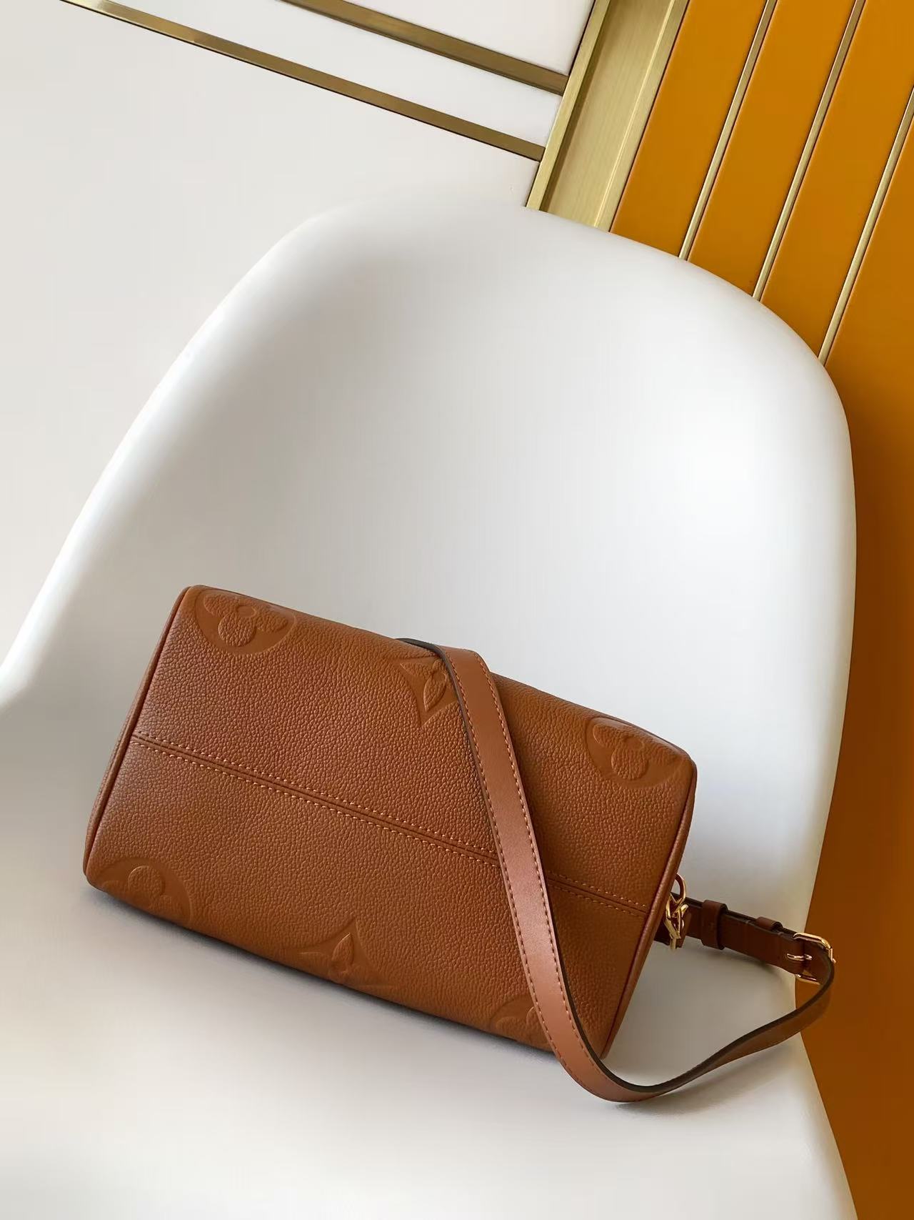 Louis Vuitton Basic Bag Black M-l-s