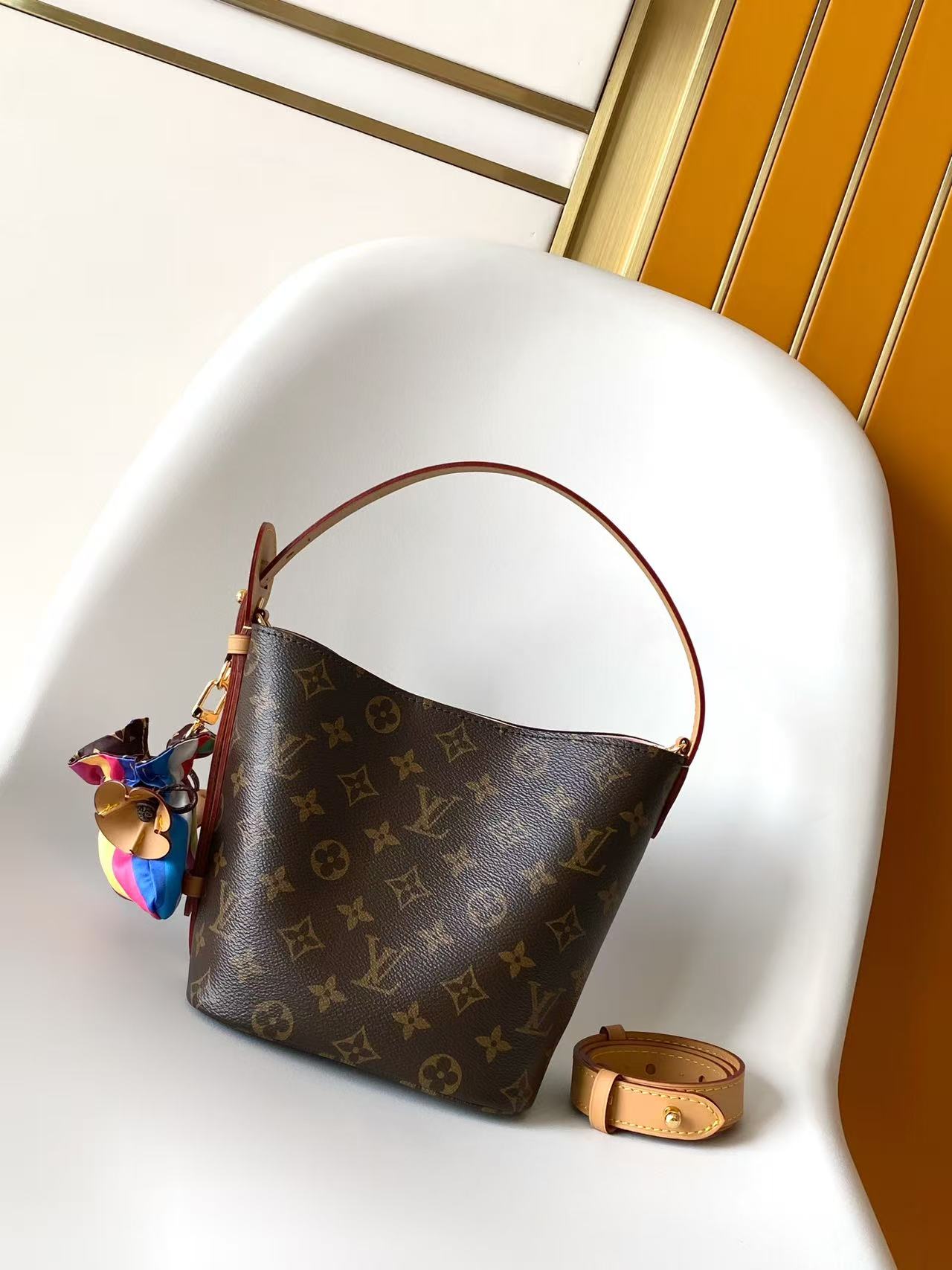 Louis Vuitton Basic Bag Canvas Foldable M-l