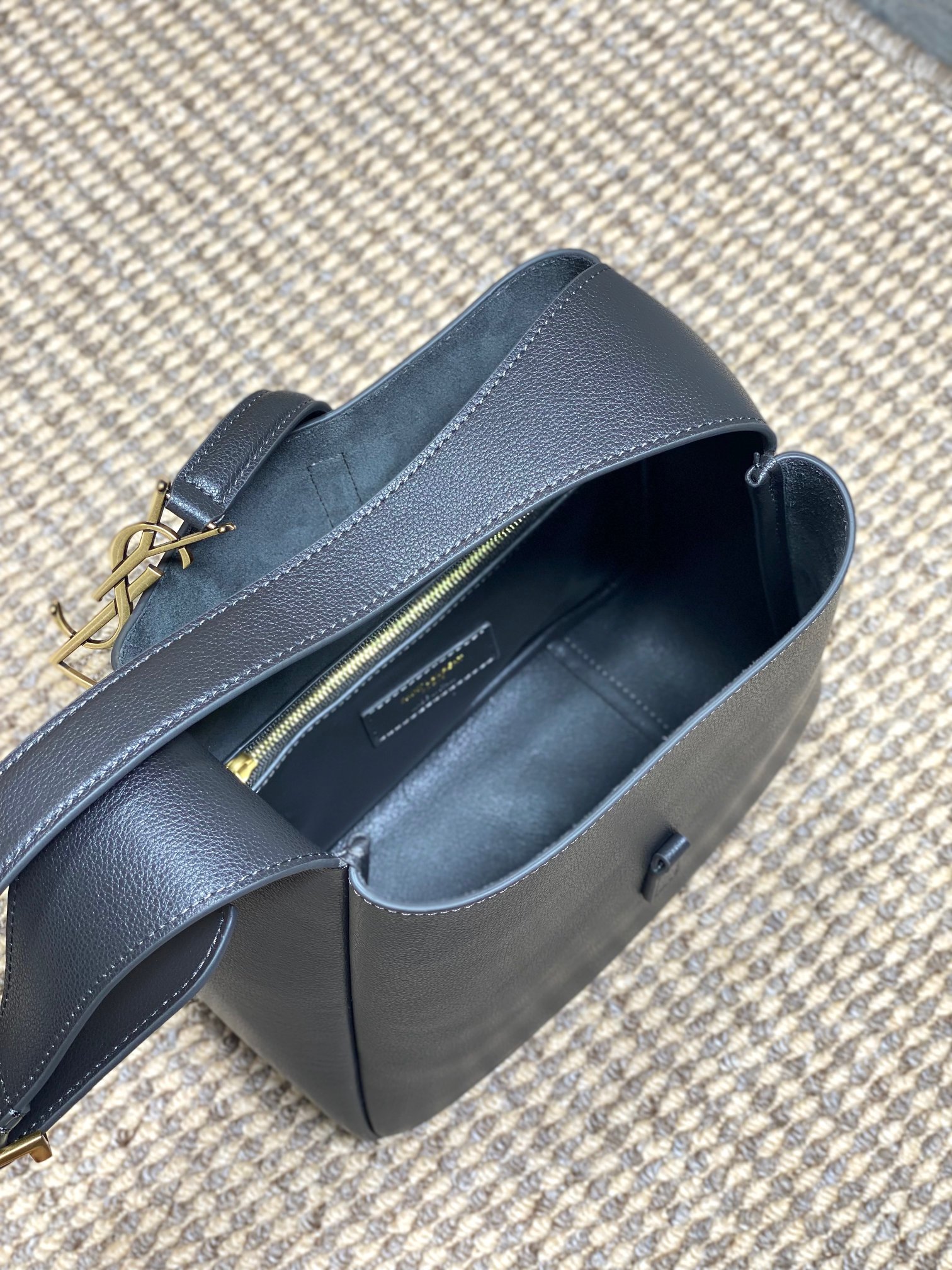 Ysl Basic Bag Cow Leather 10cm-l-s